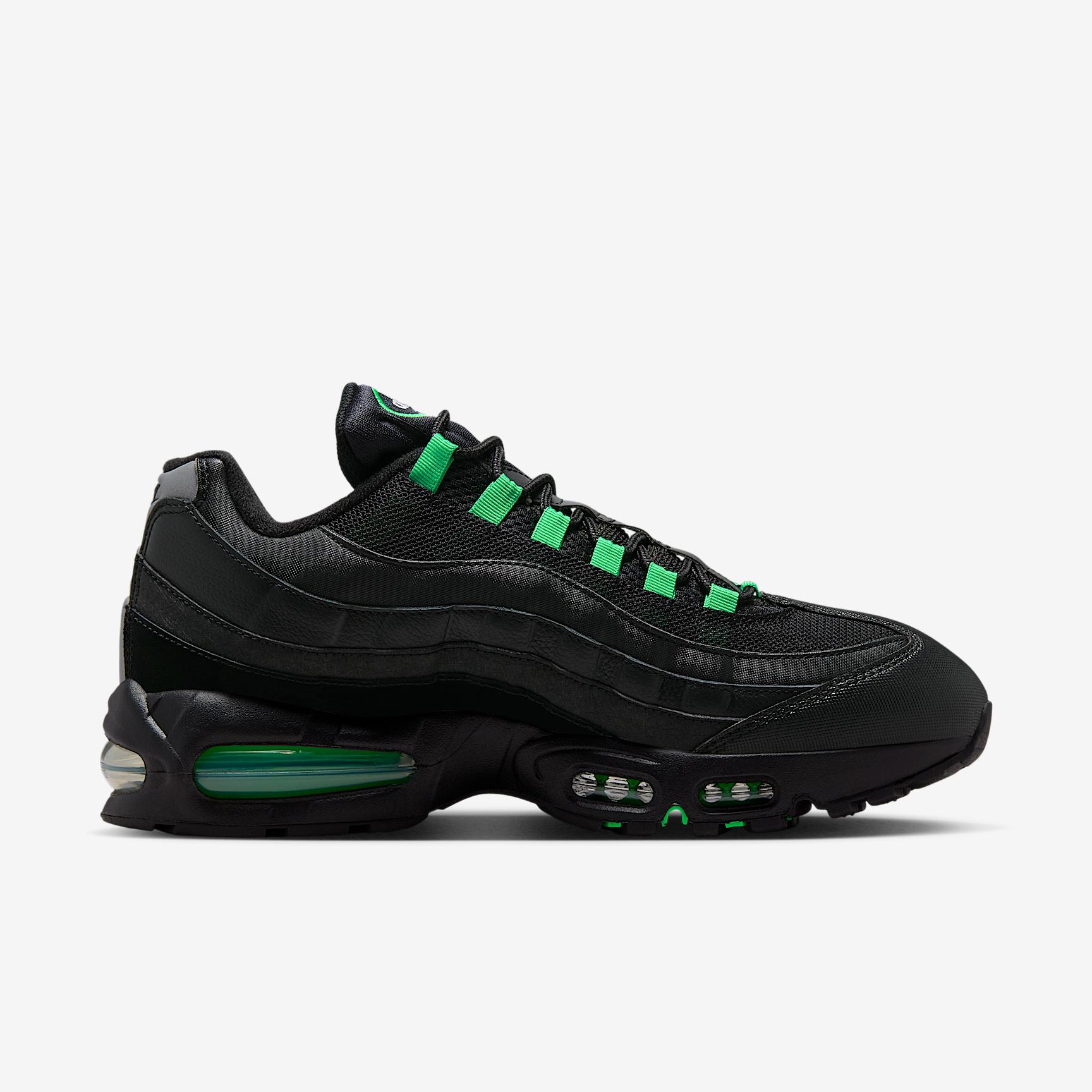 Nike Men's Air Max 95 "Big Bubble" Shoes Product Image