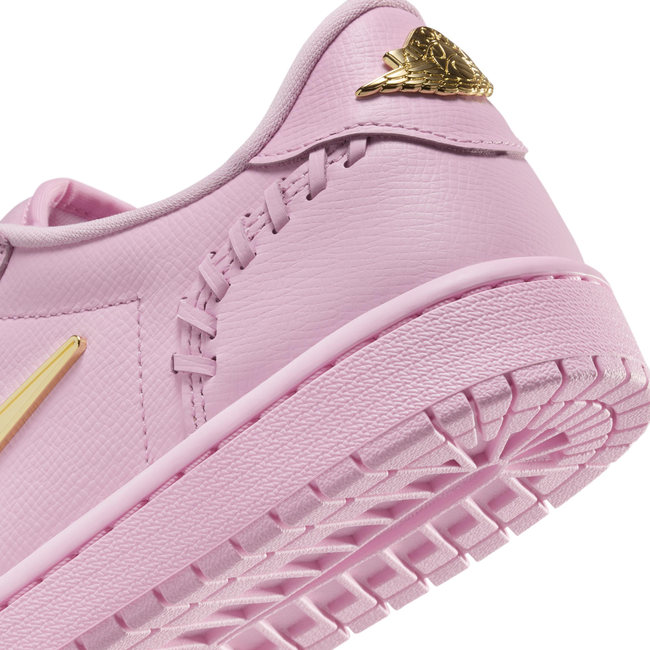 Women's Air Jordan 1 Low Method of Make Shoes Product Image