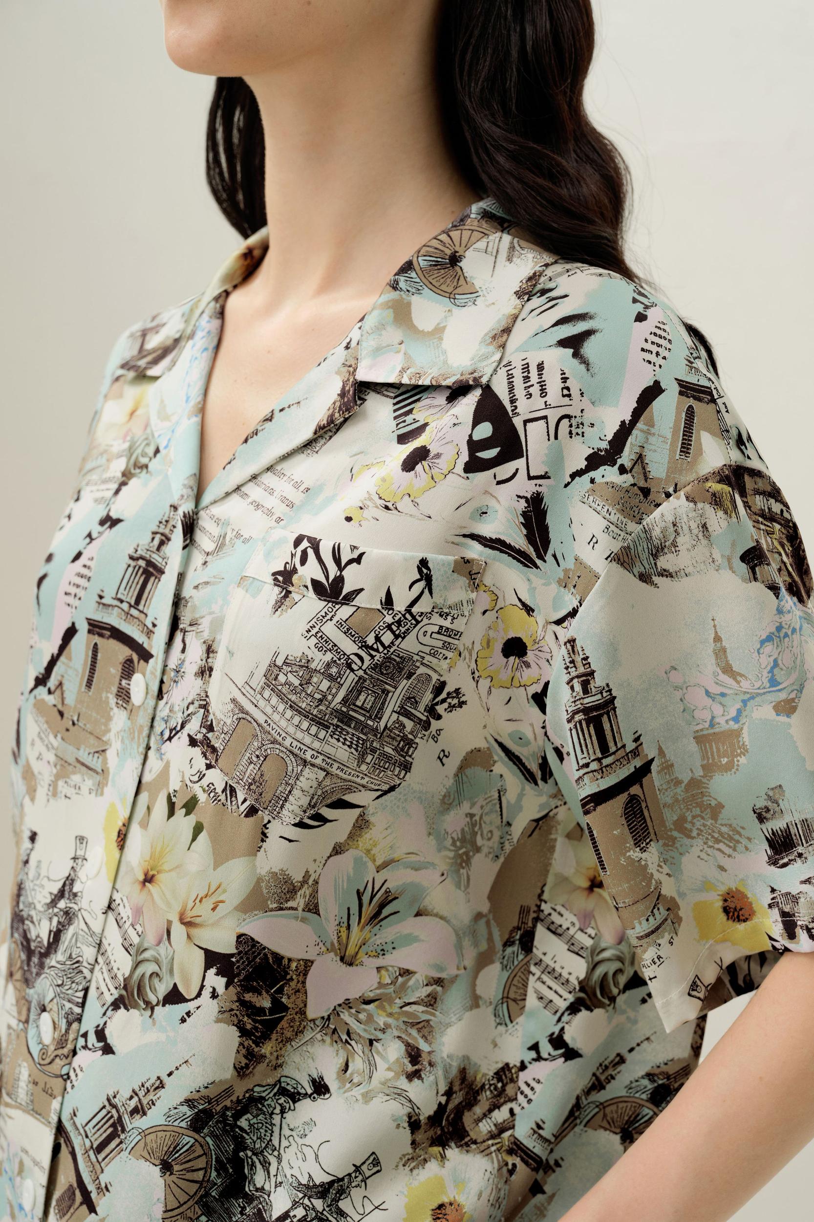 Aquarius Zodiac Short Silk Pajama Set Product Image