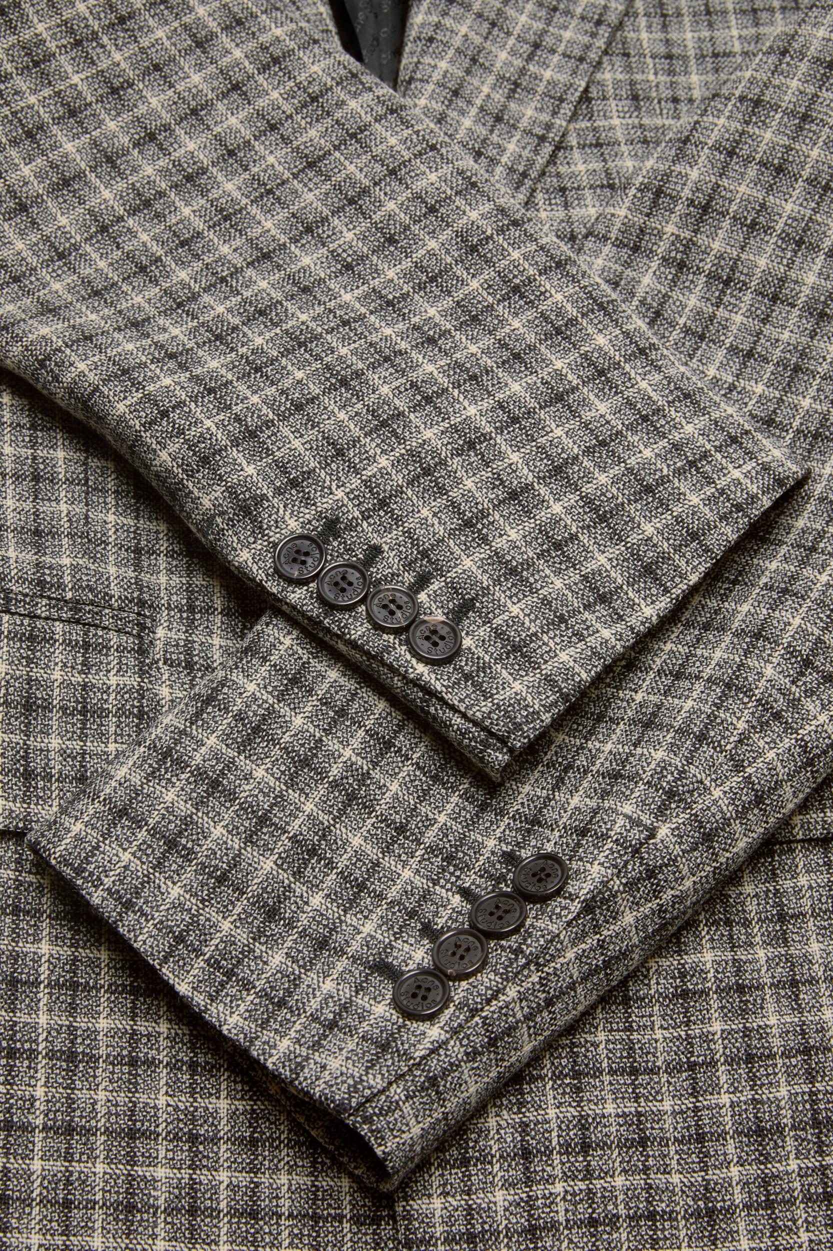 Fitted wool suit jacket Product Image