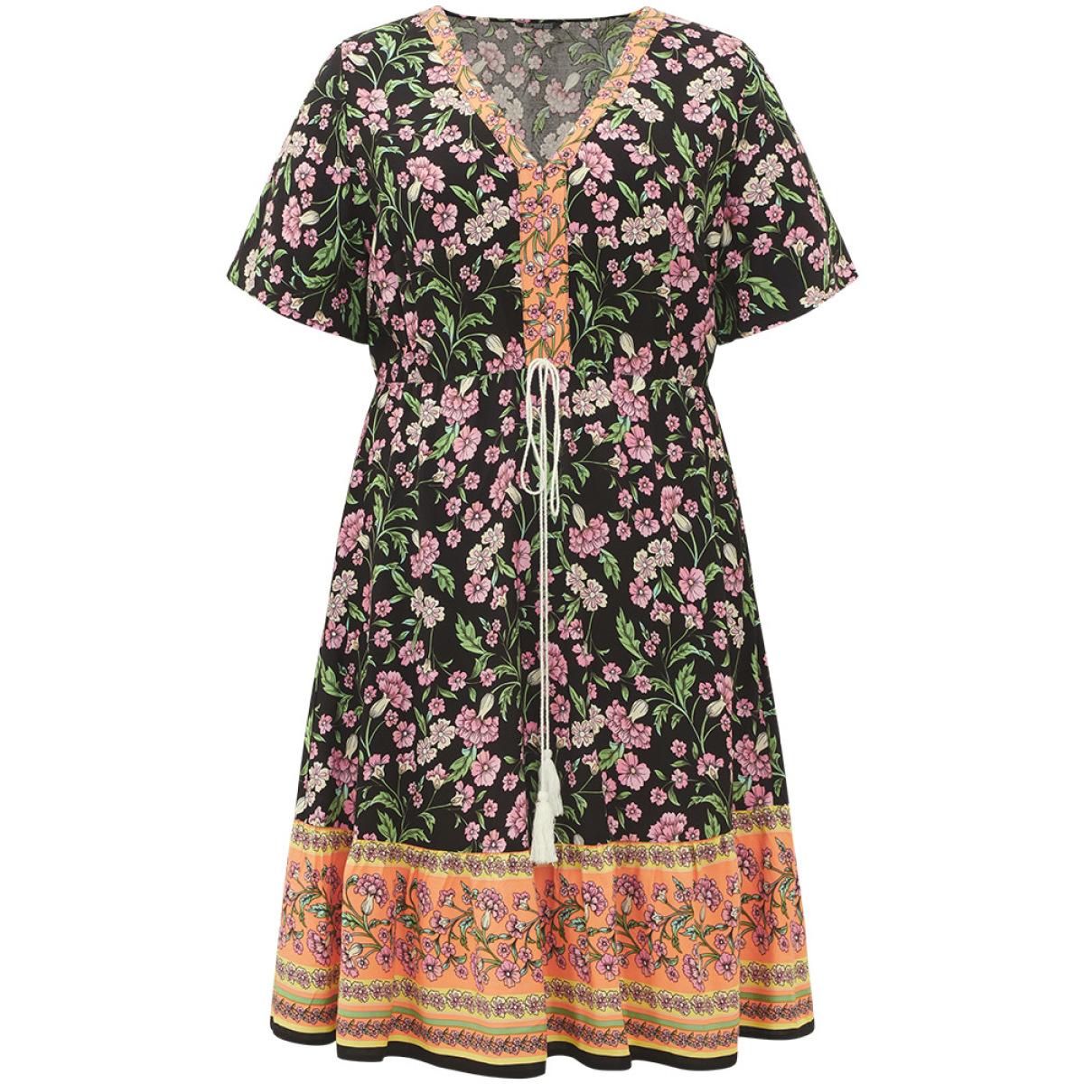 Plus Size Floral Print Pocket Tassels Ties Patchwork Dress Black Women Vacation Tassels V-neck Short sleeve Curvy Midi Dress BloomChic 14-16/1X Product Image