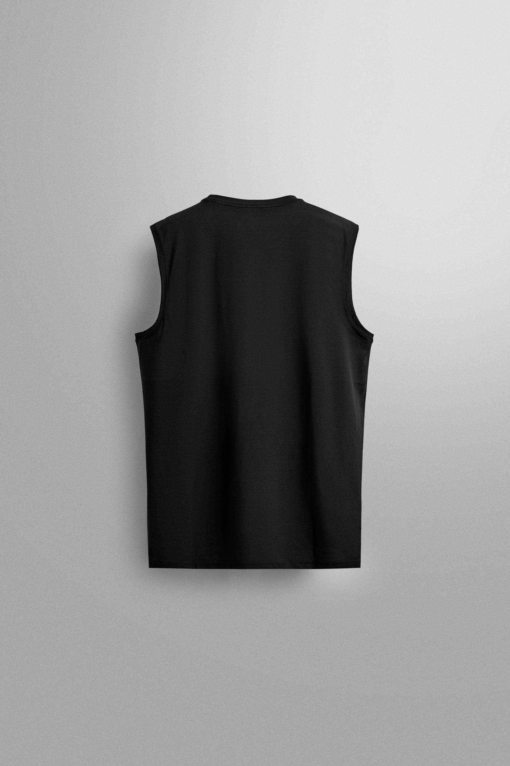 TECHNICAL TANK TOP Product Image