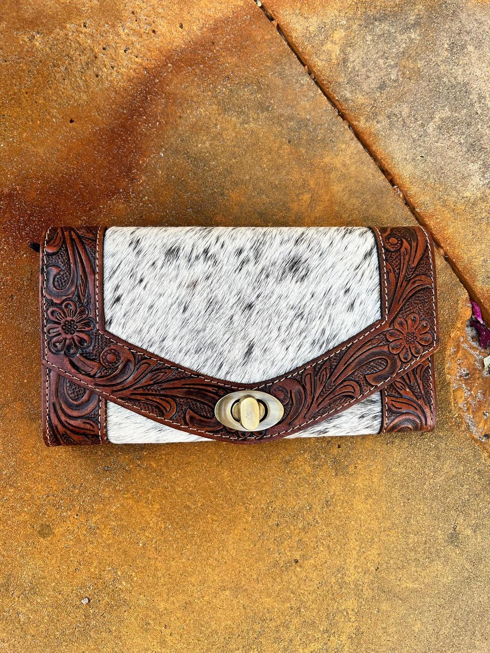 Circle The Wagons Wallet Product Image