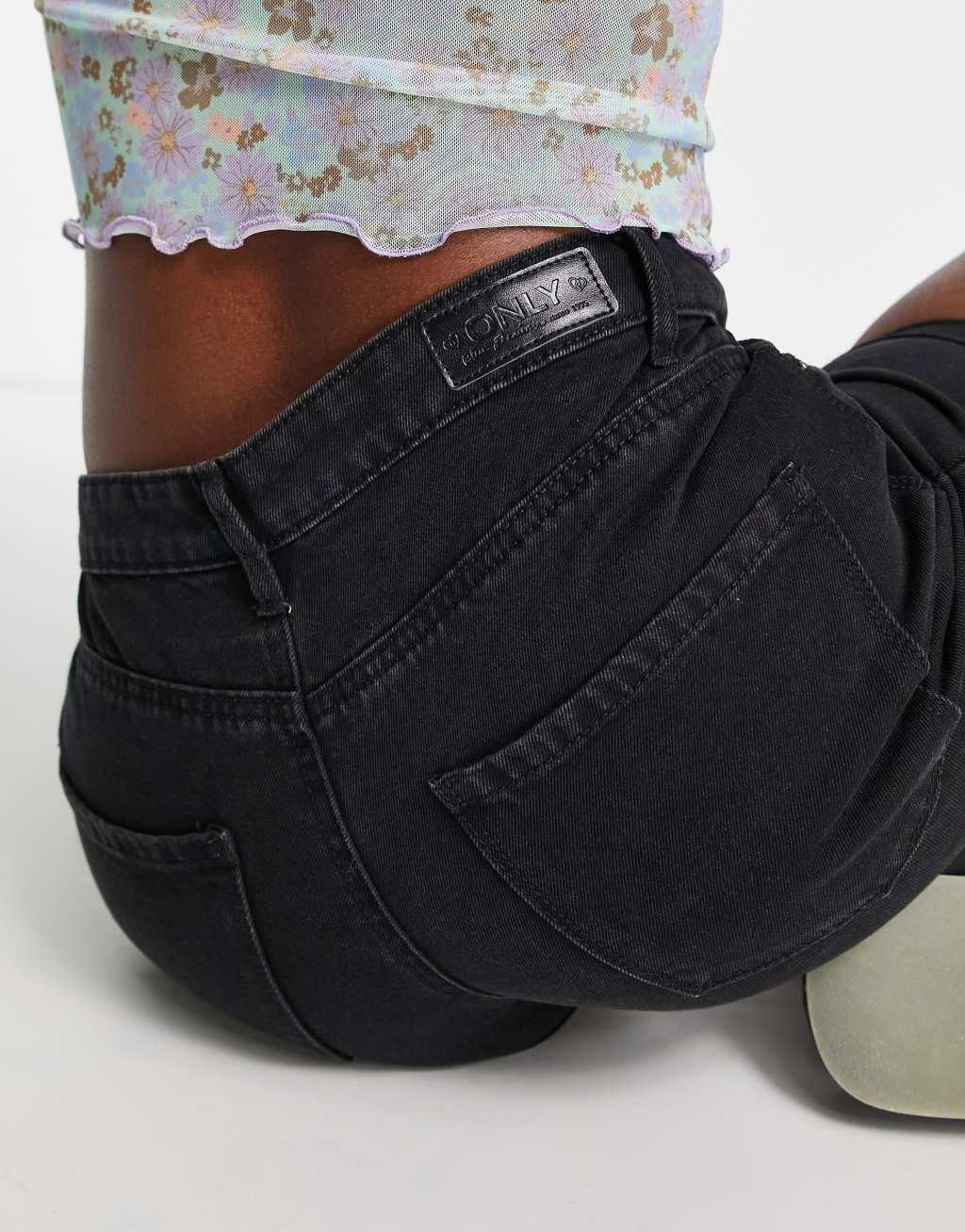 Only Vega low rise rolled hem denim mom shorts Product Image