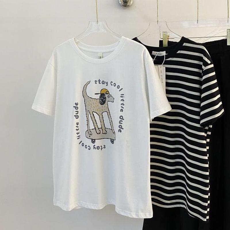 Short-Sleeve Crew Neck Dog Print T-Shirt Product Image