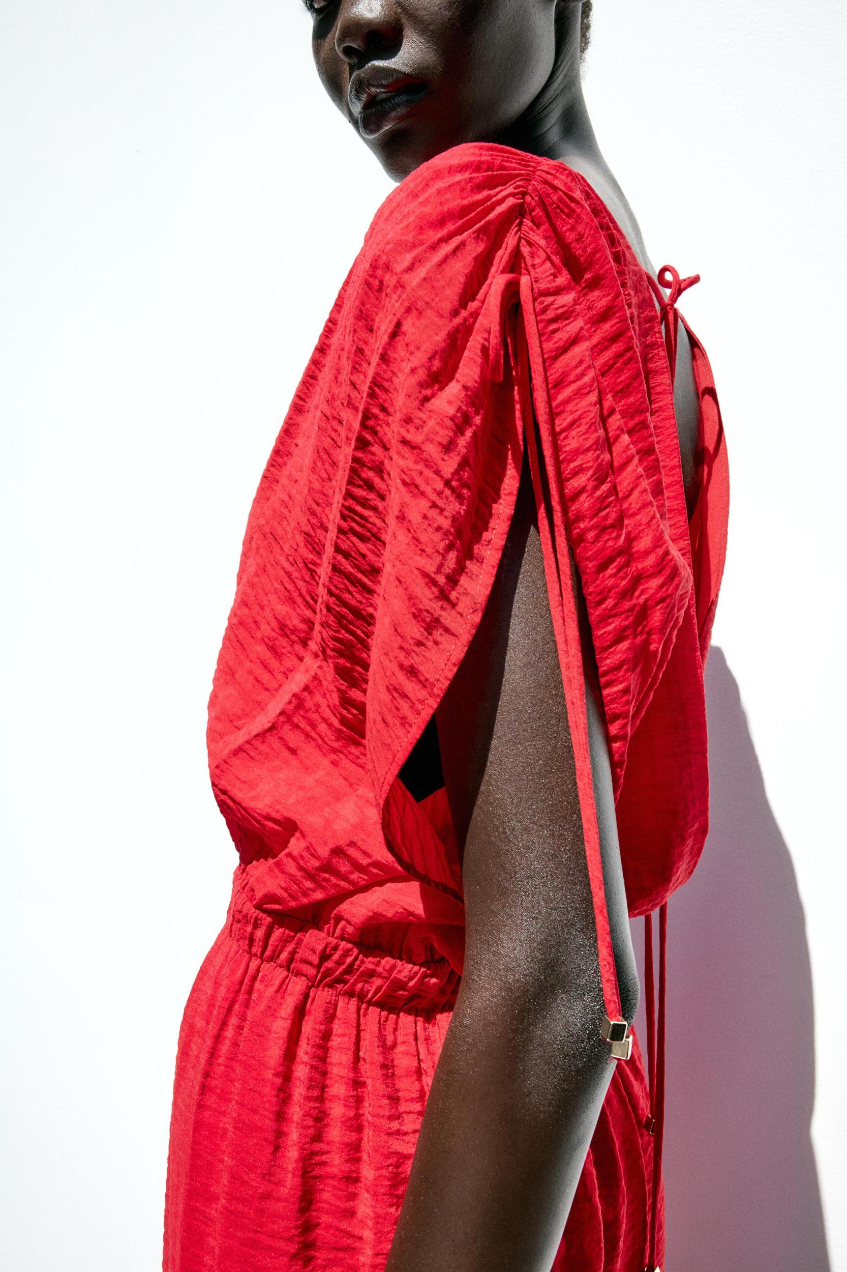 WIDE V-NECK JUMPSUIT Product Image