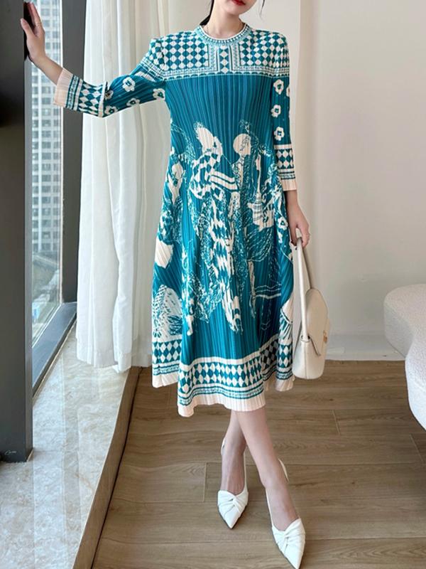 A-Line Loose Pleated Printed Round-Neck Midi Dresses Product Image