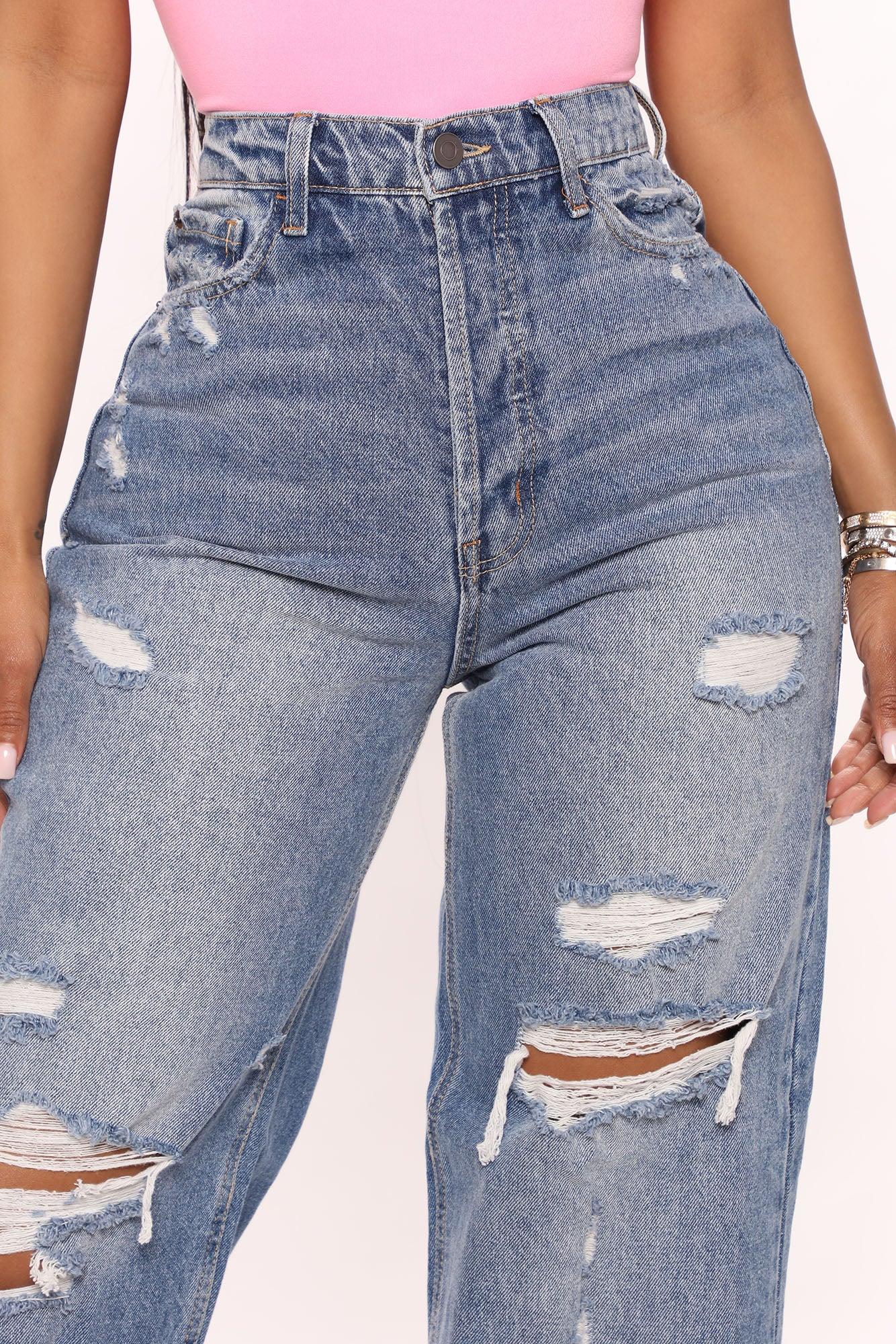 On Trend 90's Baggy Jeans - Medium Blue Wash Product Image