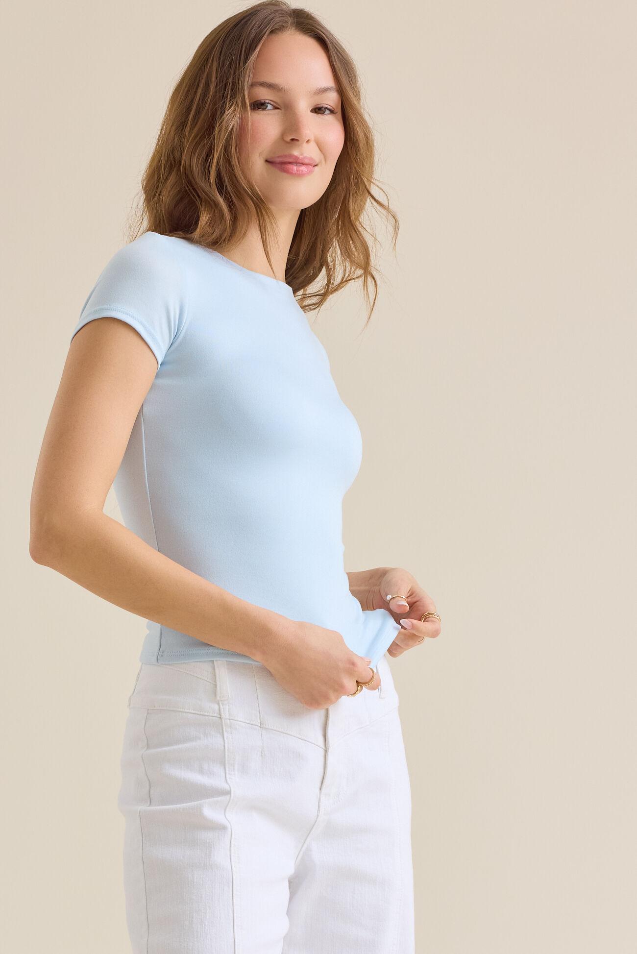 Noa Seamless Fitted Tee Product Image
