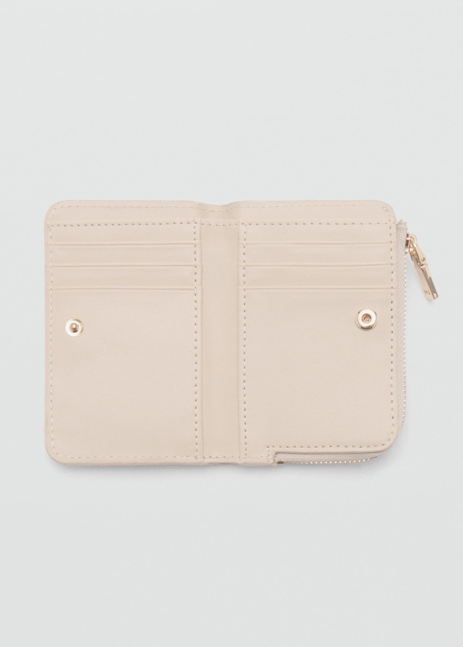 Quilted wallet with flap - Women | MANGO USA Product Image