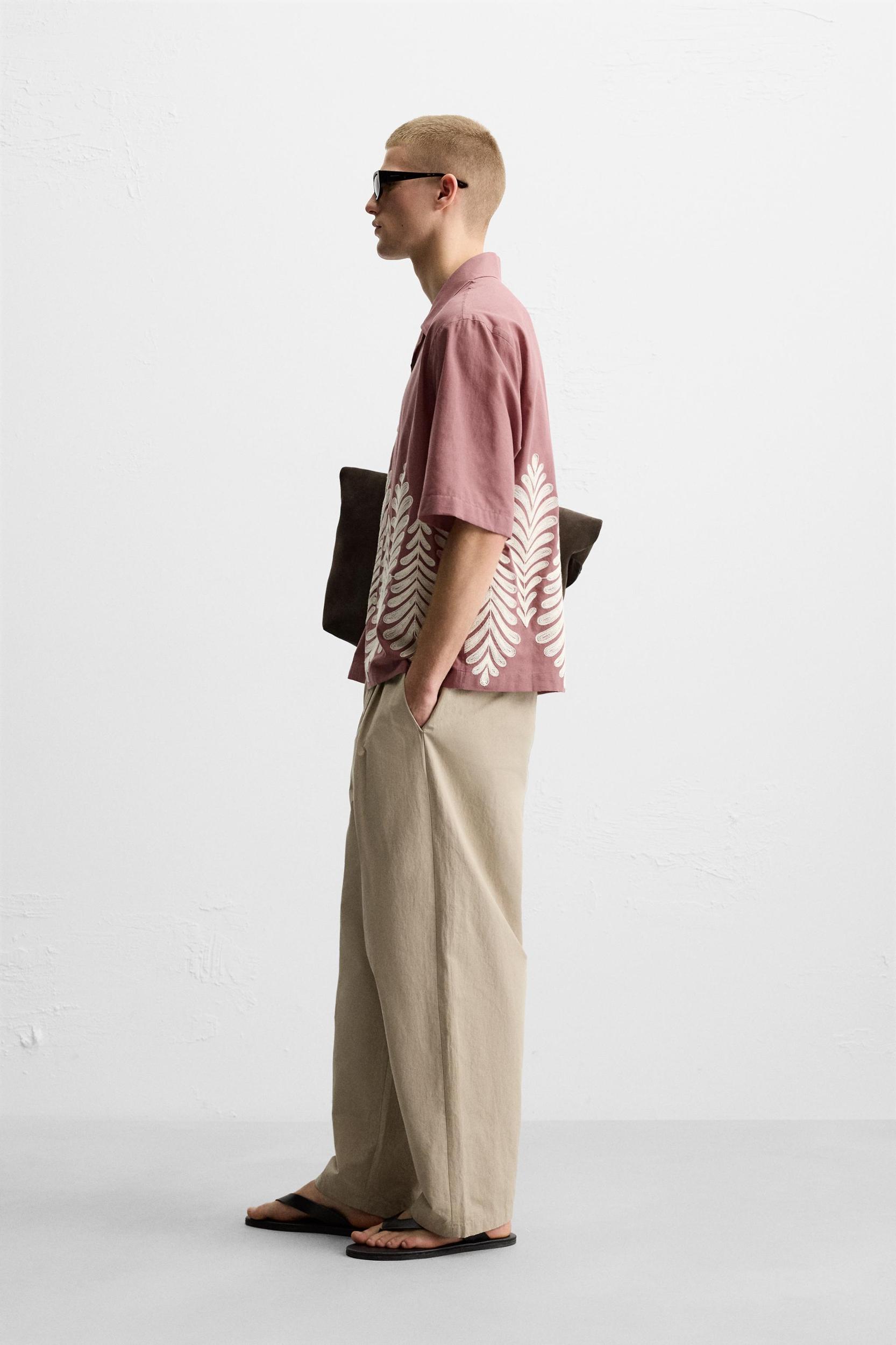 SHIRT WITH CONTRASTING EMBROIDERY Product Image