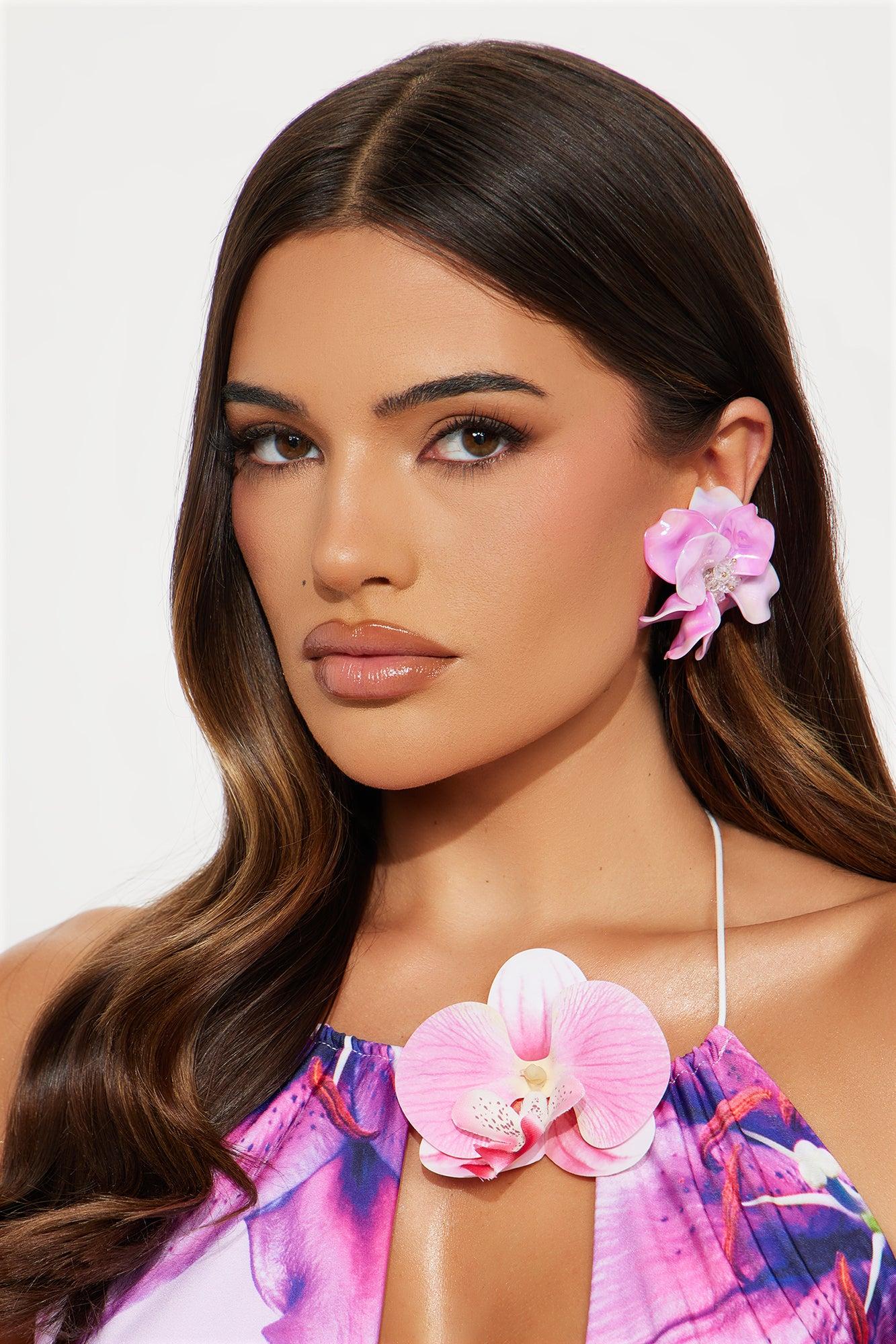 Suzette Floral Stud Earrings - Pink Product Image