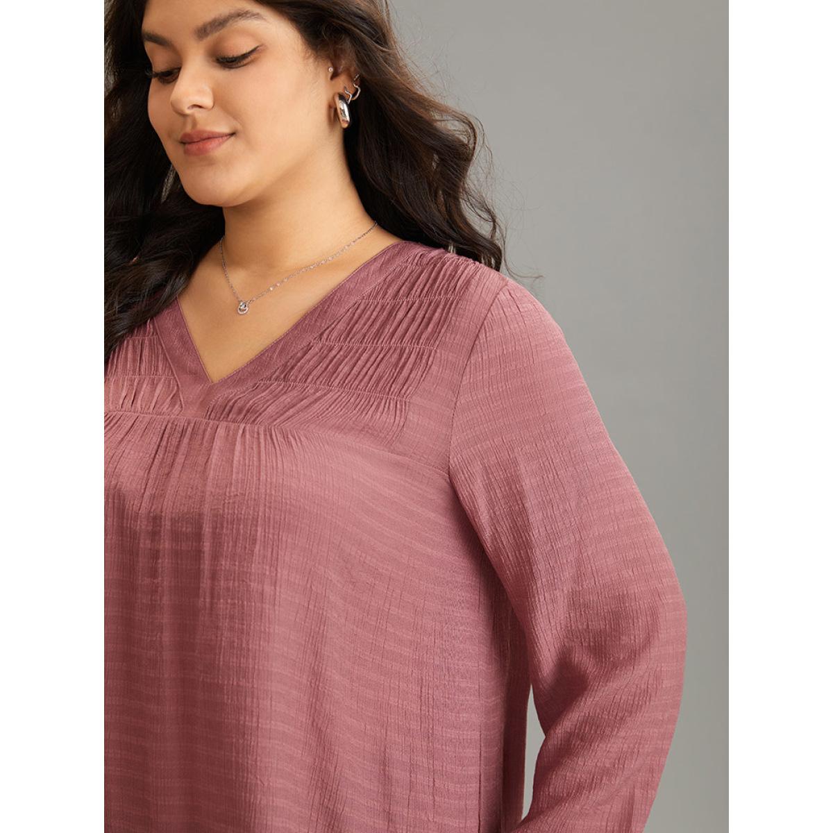 Plus Size DustyPink Plain Gathered Texture Lantern Sleeve Blouse Women Elegant Long Sleeve V-neck Dailywear Blouses BloomChic 14-16/1X Product Image