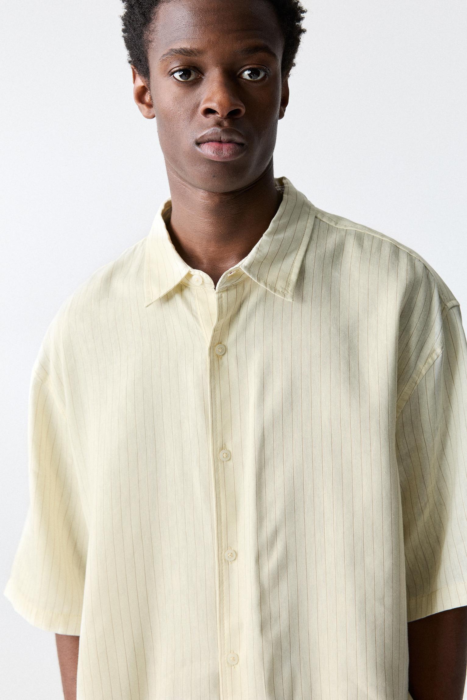 Striped short sleeve shirt Product Image