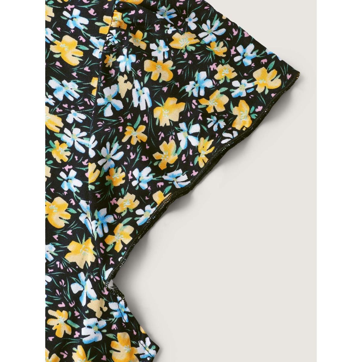 Plus Size Floral Shirred Mock Neck Pockets Midi Dress Black Women Mock Neck Cap Sleeve Curvy BloomChic 30/6X Product Image