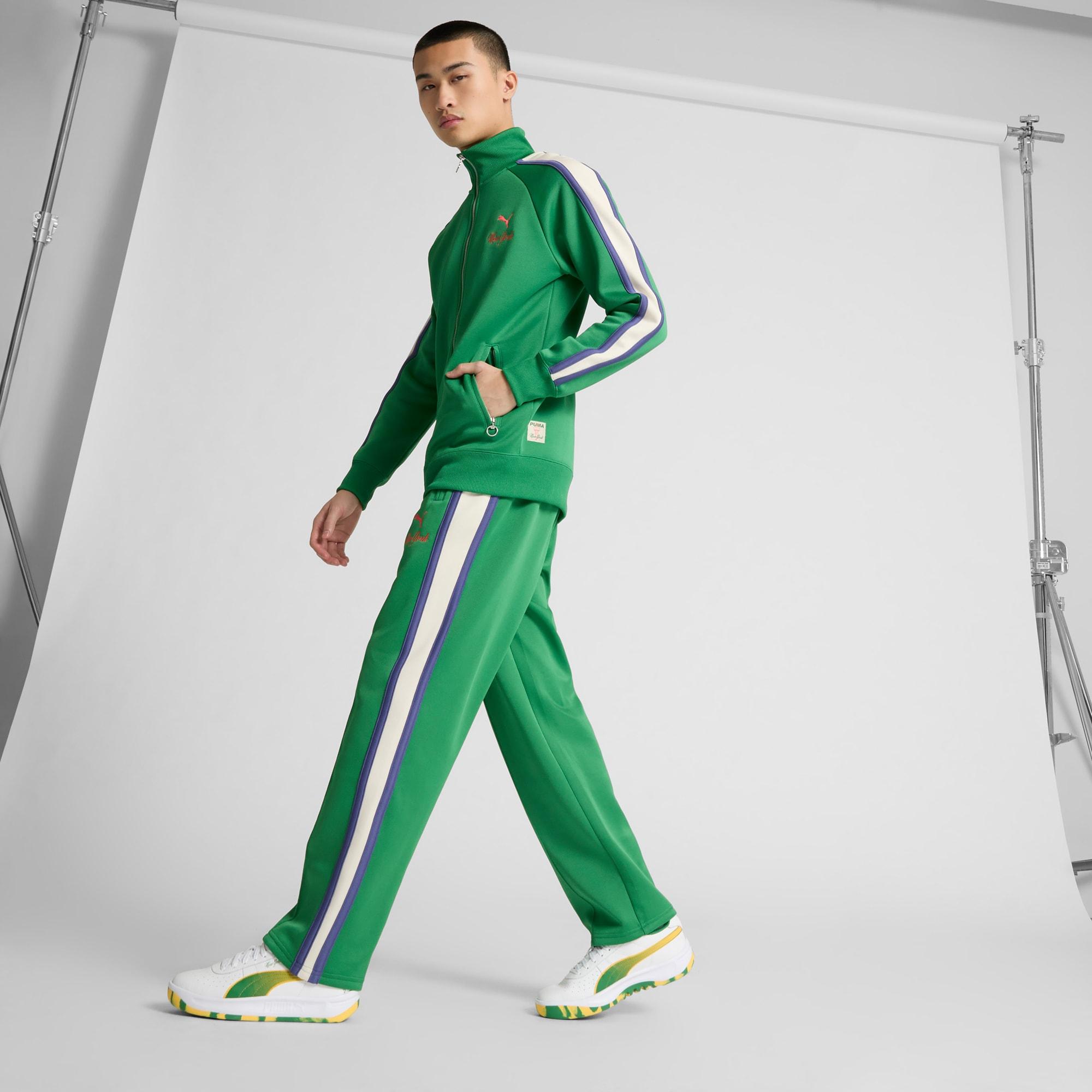 GV Special NYC Flagship Men's Sneakers Product Image