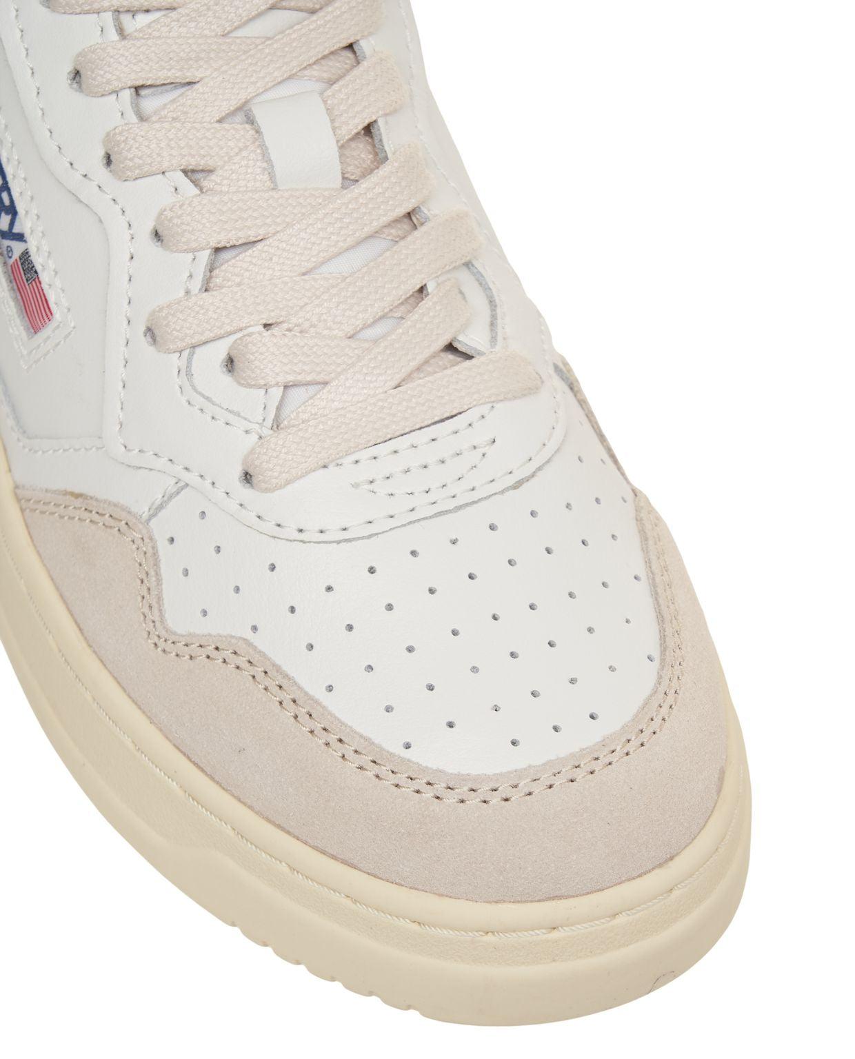 Sneakers 'Medalist Low' Product Image