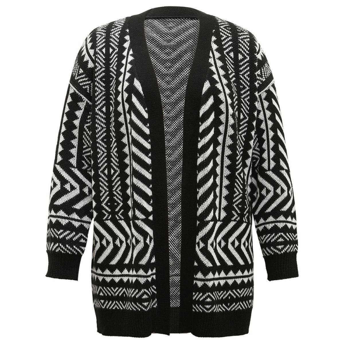 Plus Size Bandana Print Open Front Loose Cardigan Black Women Casual Loose Long Sleeve Dailywear Cardigans BloomChic 26/4X Product Image