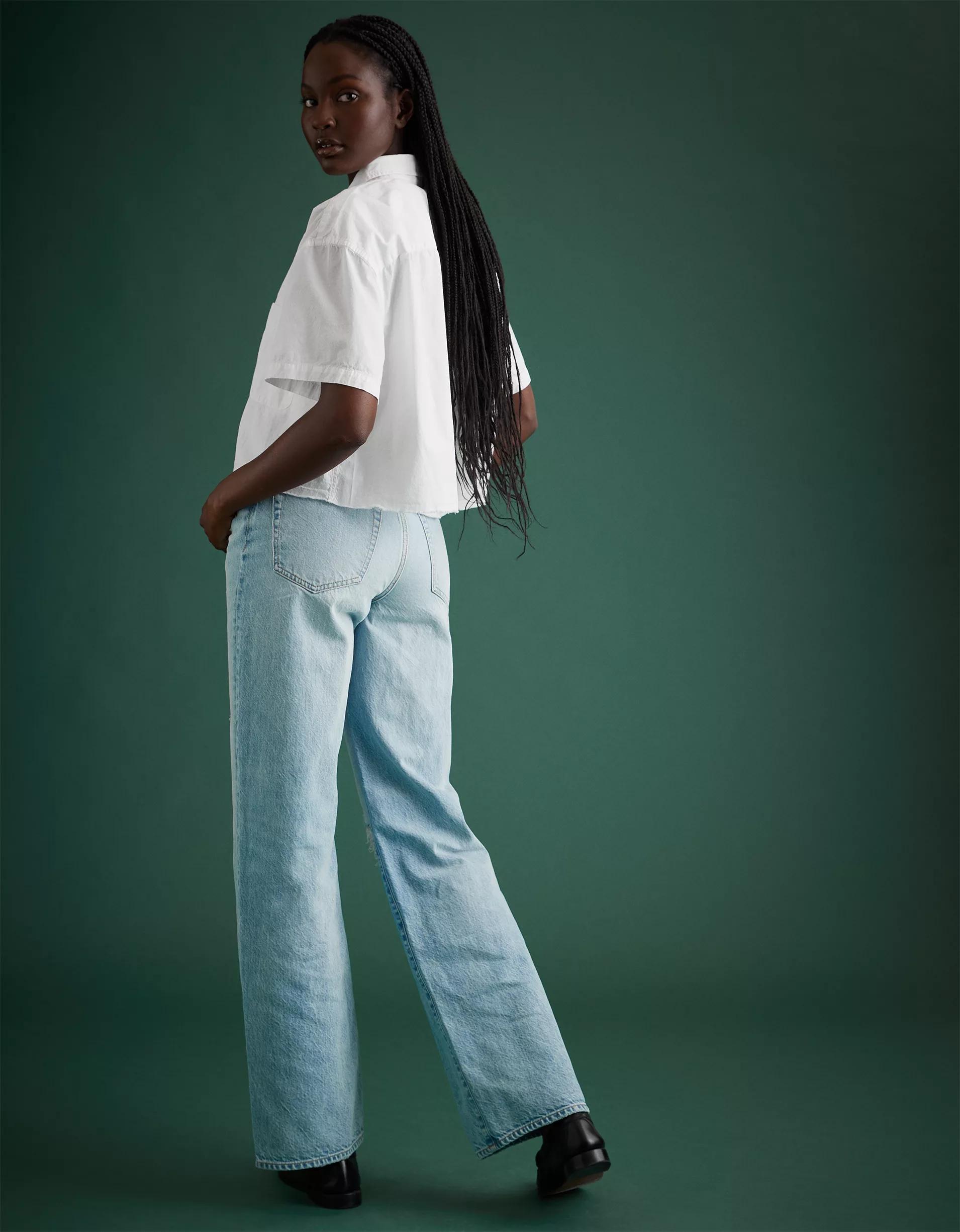 AE77 Premium Boxy Crop Poplin Shirt Product Image