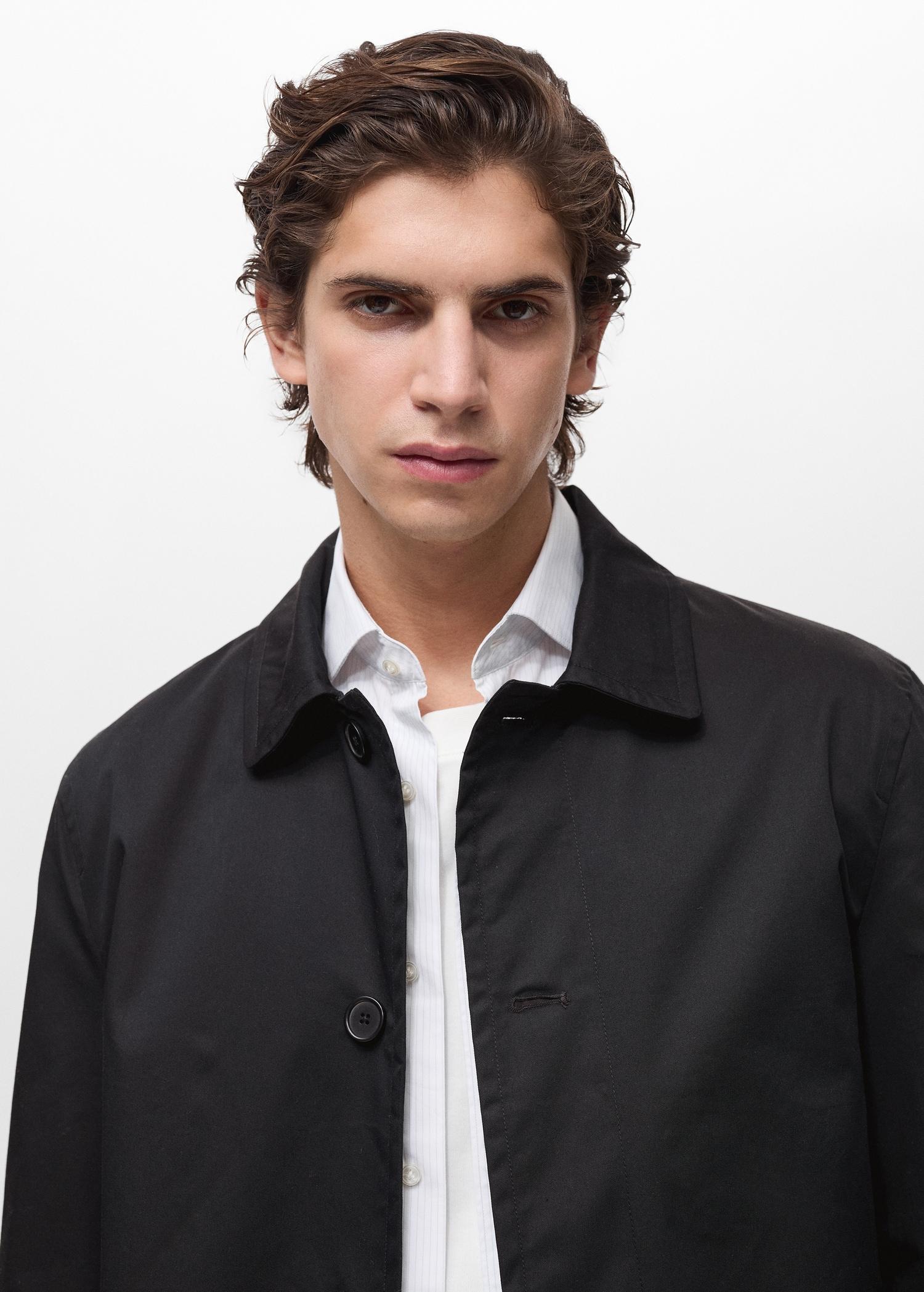 Water-repellent cotton trench coat - Men | MANGO USA Product Image