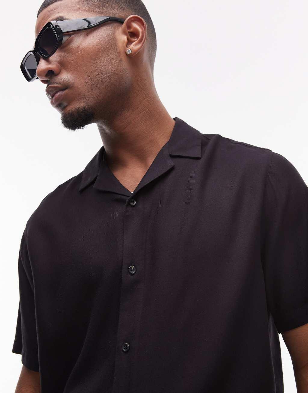 Topman short sleeve shirt in black Product Image