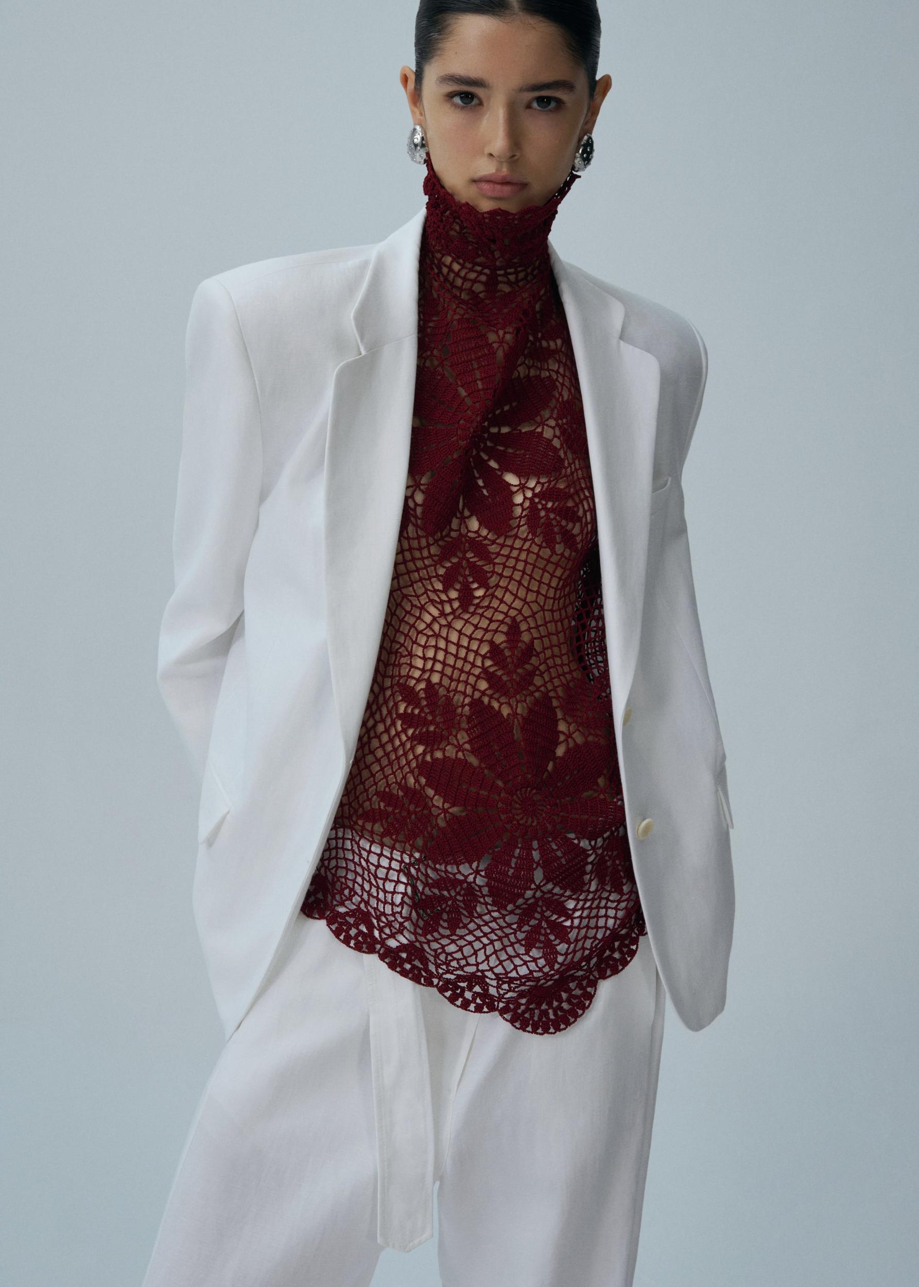 Relaxed cotton belted trousers in white Product Image