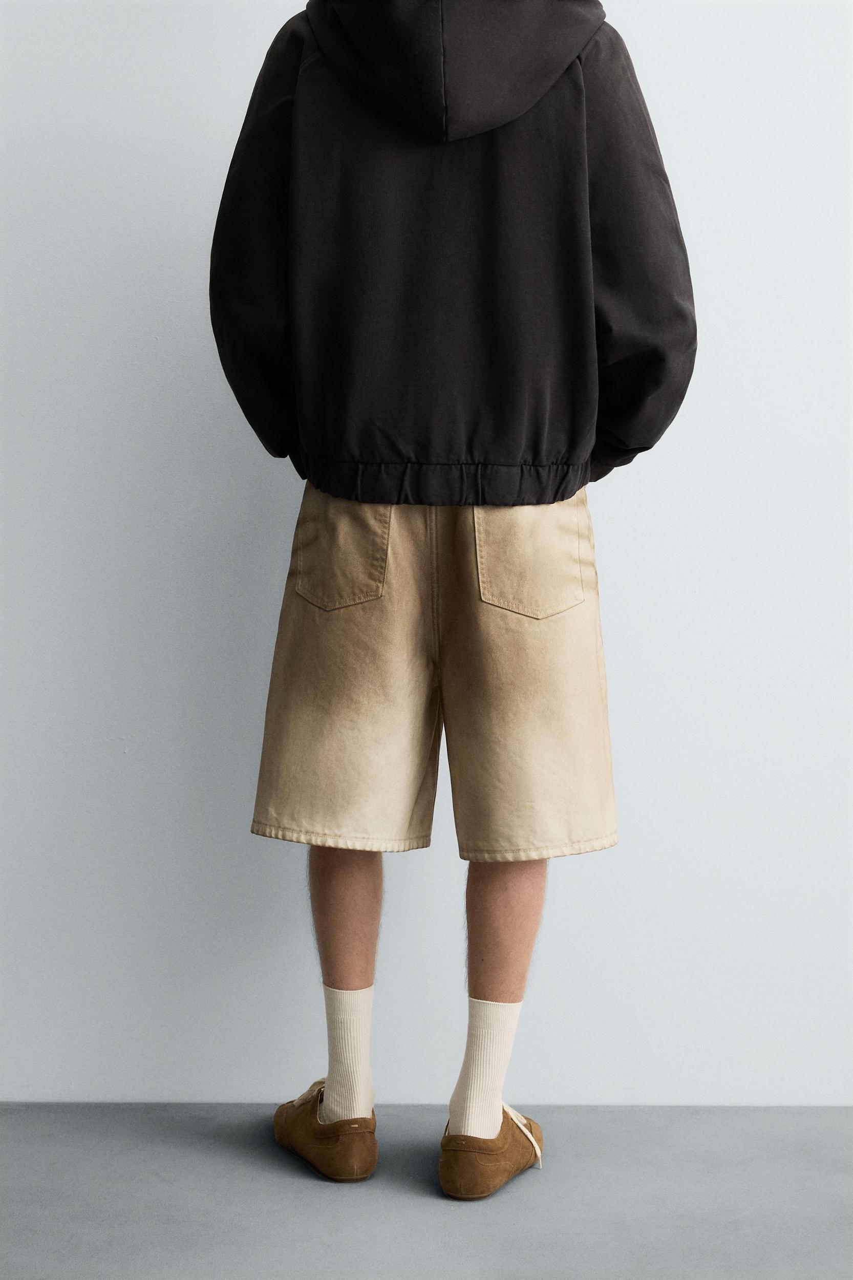 WASHED PRINT BAGGY FIT BERMUDA SHORTS Product Image