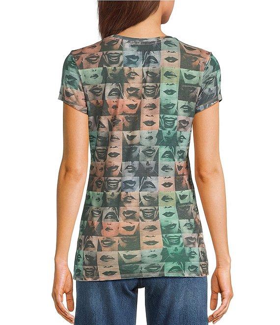 Guess Checkered Lips Printed Short Sleeve Burnout Jersey T-Shirt Product Image