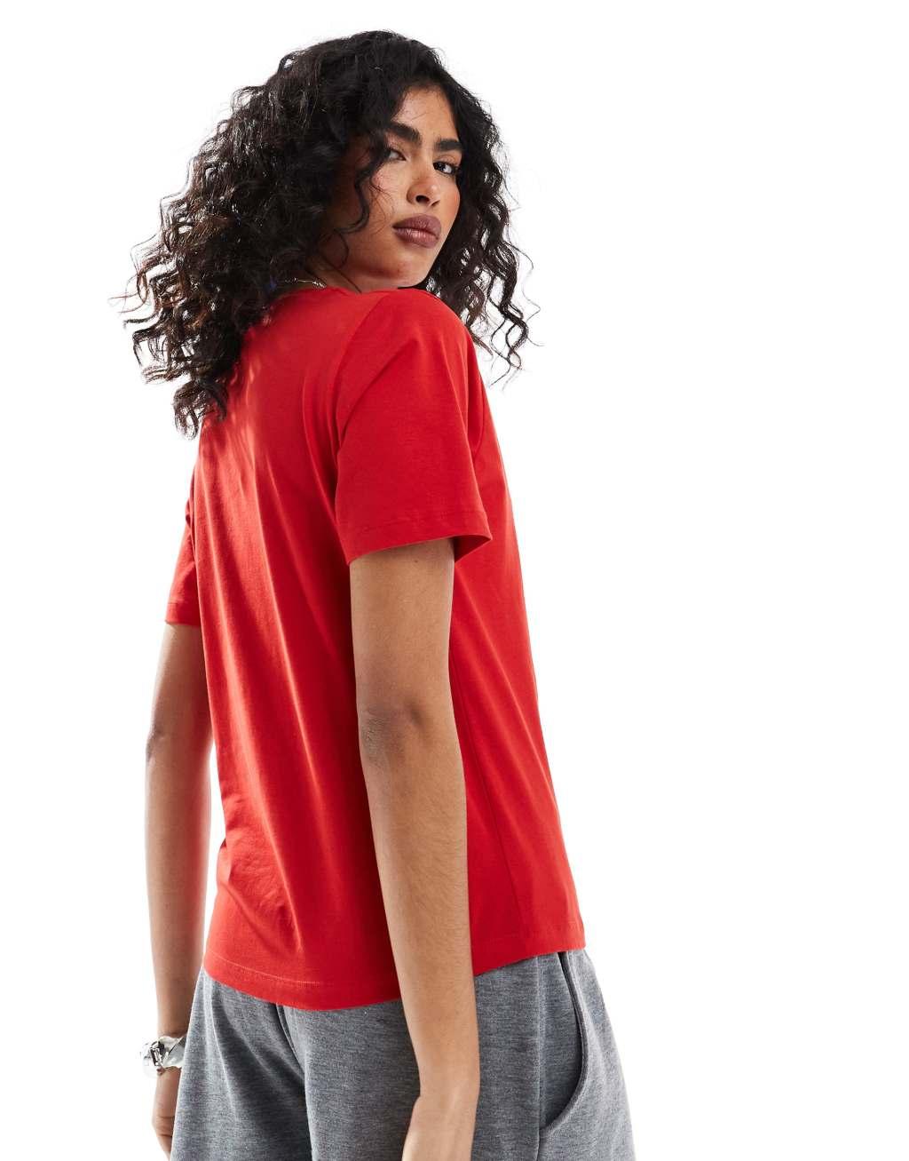 JJXX oversized t-shirt in red Product Image