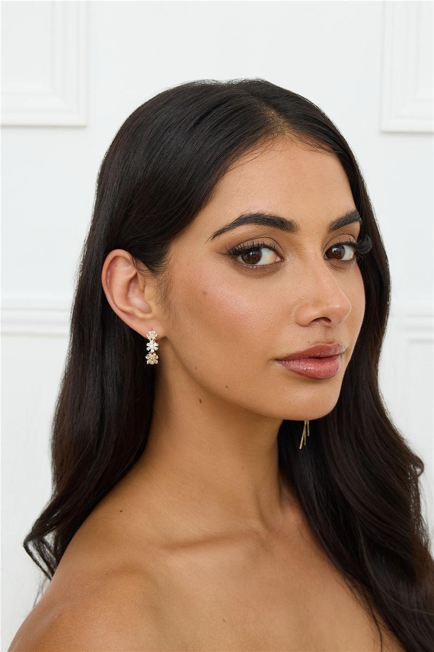 Dazzle Desert Earrings Gold Product Image