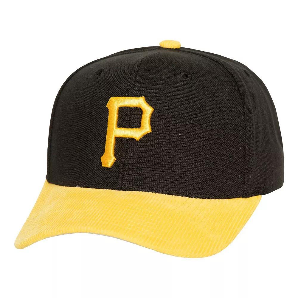Men's Mitchell & Ness Black Pittsburgh Pirates Corduroy Pro Snapback Hat Product Image