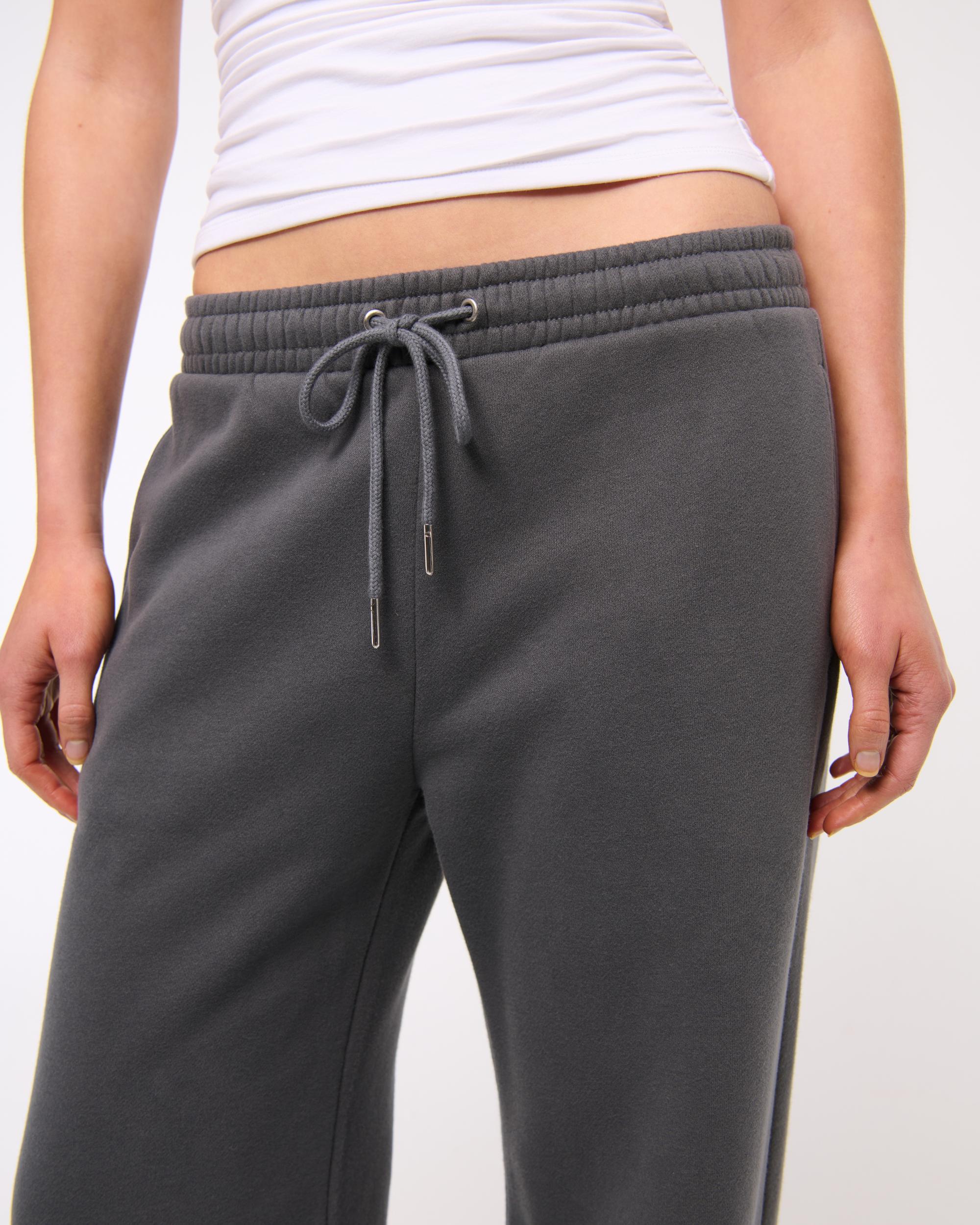 Essential Wide Leg Sunday Sweatpant Product Image