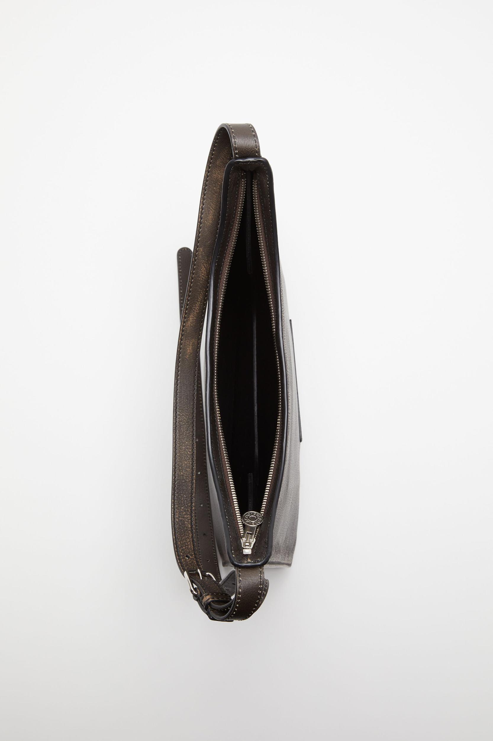 Platt shoulder bag Product Image