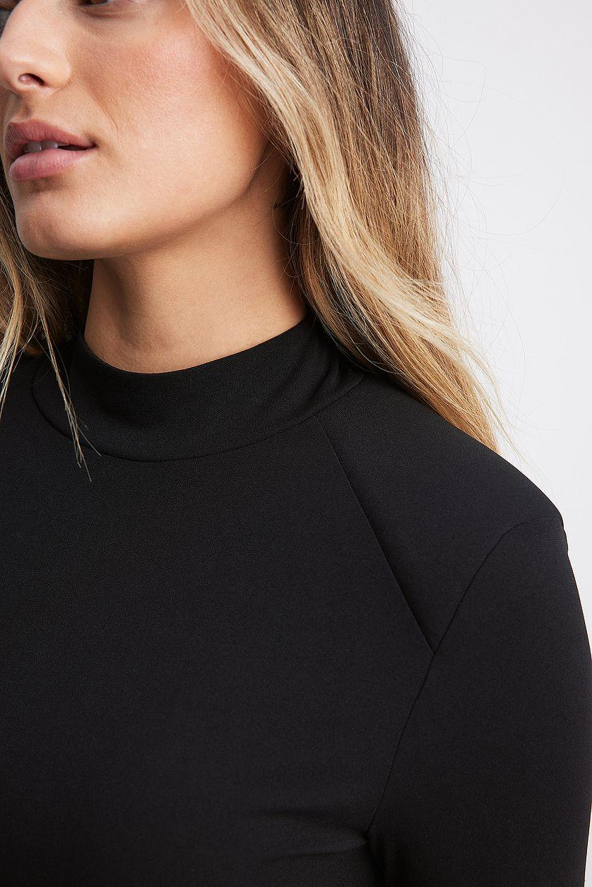 Sharp Shoulder Body Black Product Image