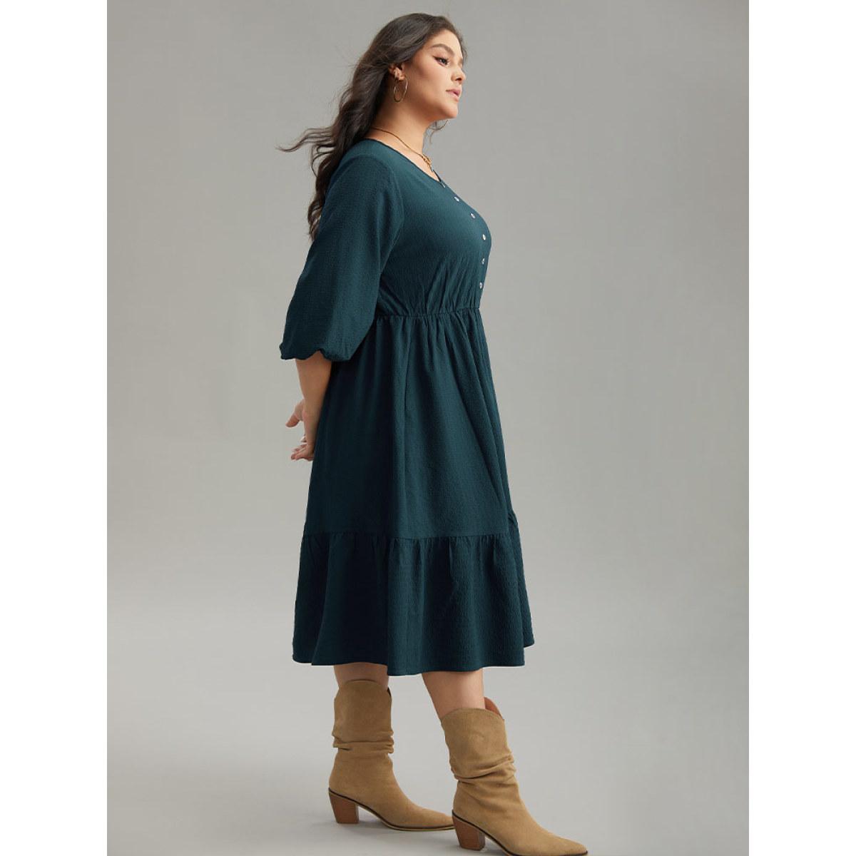 Plus Size Plain Textured Button Detail Pocket Dress DarkGreen Women Vacation Elastic cuffs Round Neck Elbow-length sleeve Curvy Midi Dress BloomChic 28/5X Product Image