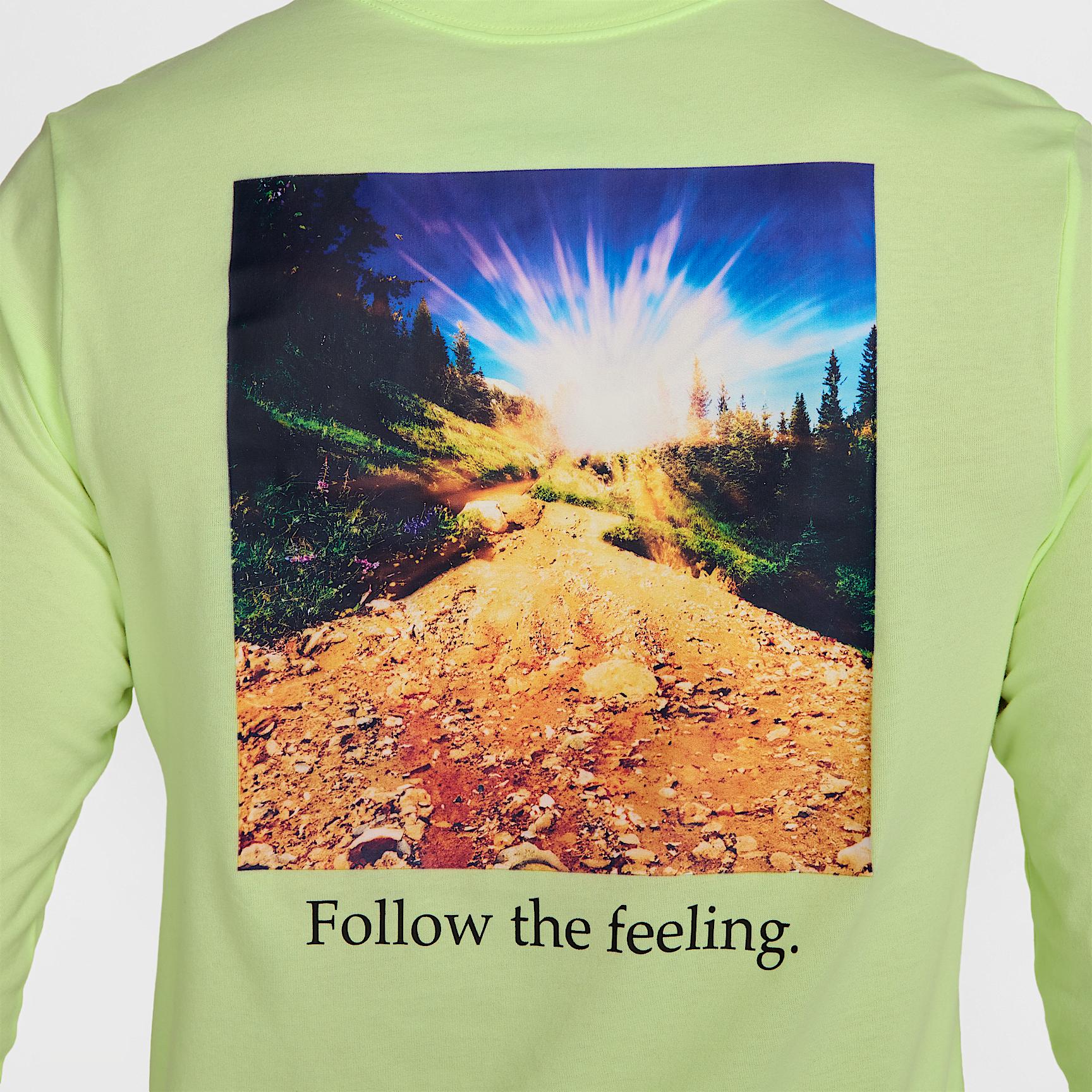 Nike Trail Men's Dri-FIT Long-Sleeve Running T-Shirt Product Image