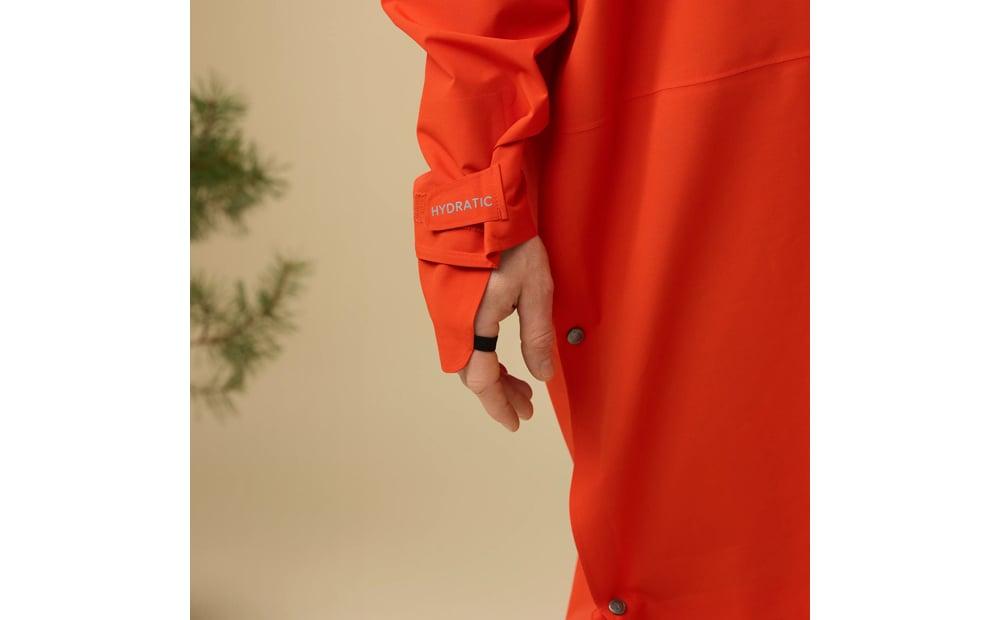 Hoja Rain Fox Poncho Product Image