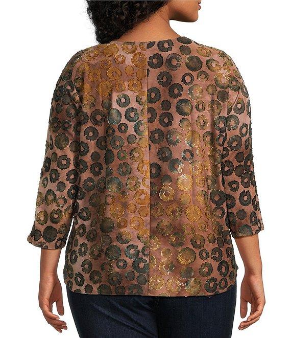 Leo & Nicole Plus Size Jacquard Print Crew Neck 3/4 Dolman Sleeve Top Product Image