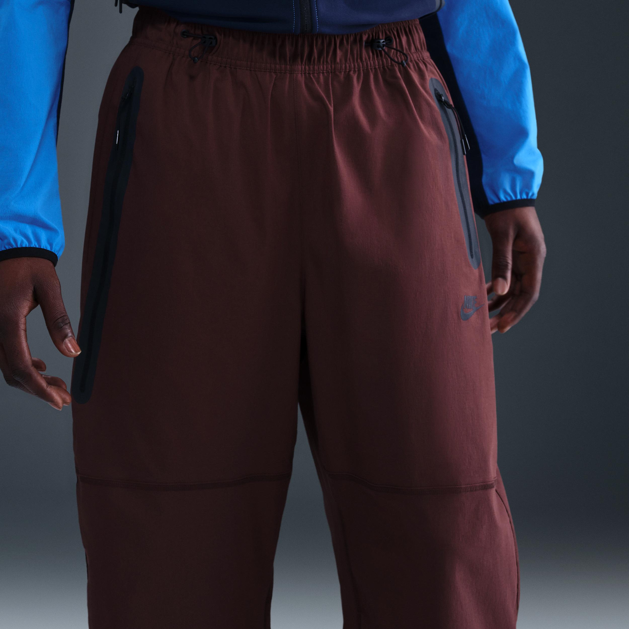 Nike Mens Tech Woven Oversized Pants | HM7158-652 Product Image