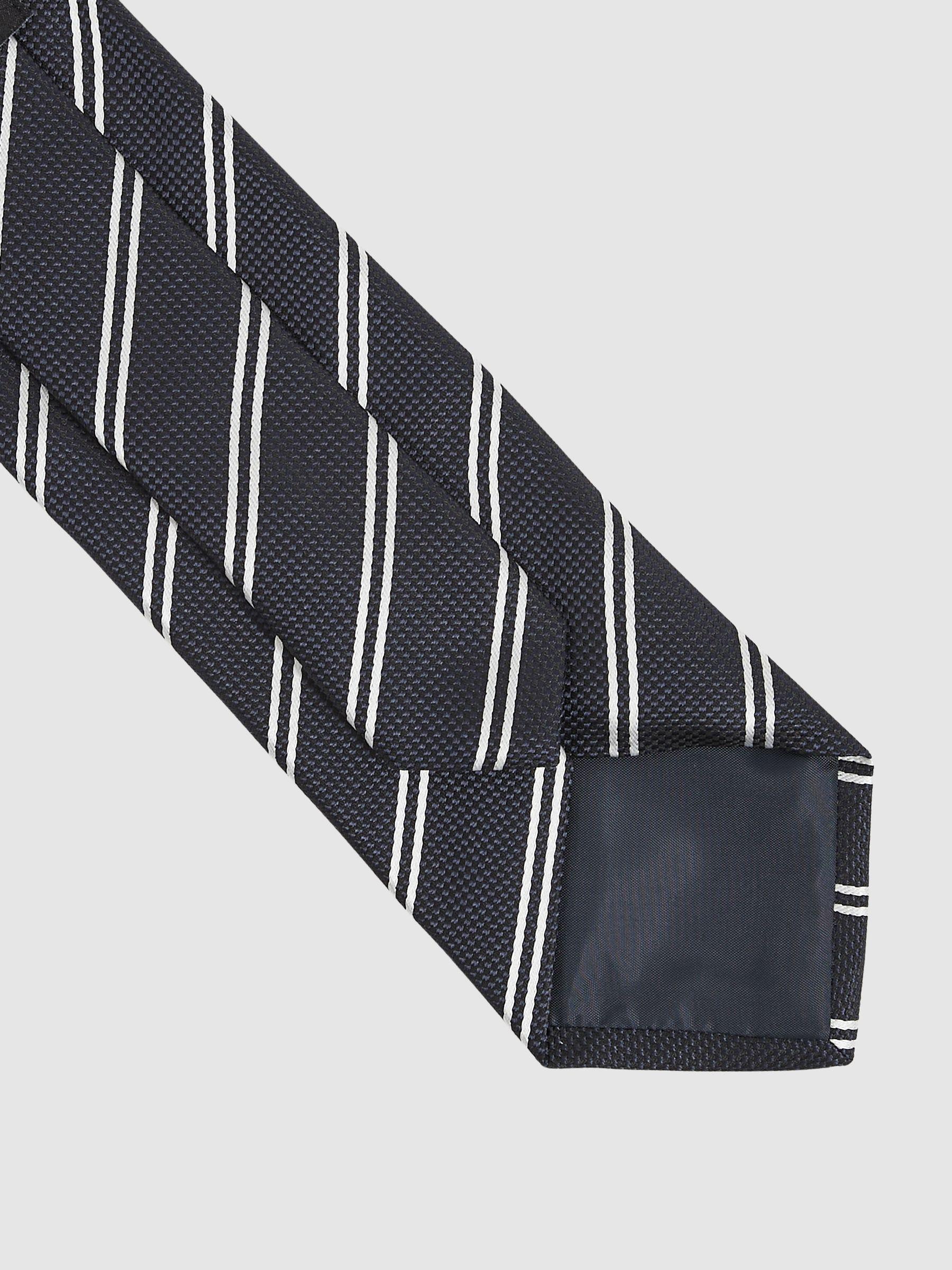 Silk Blend Stripe Tie in Navy Product Image