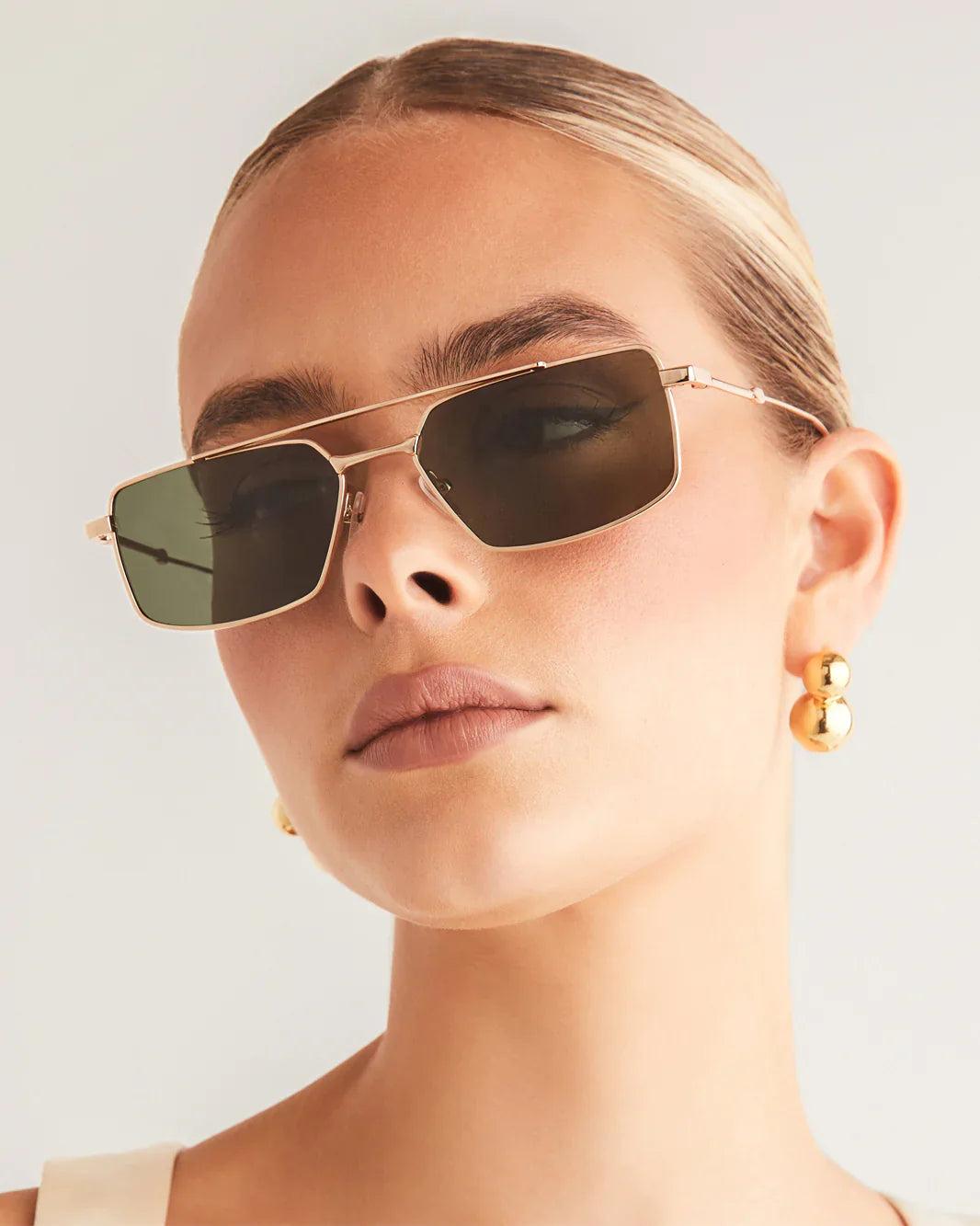 Banbe | The Barbara Sunglasses | Light Gold Green Product Image