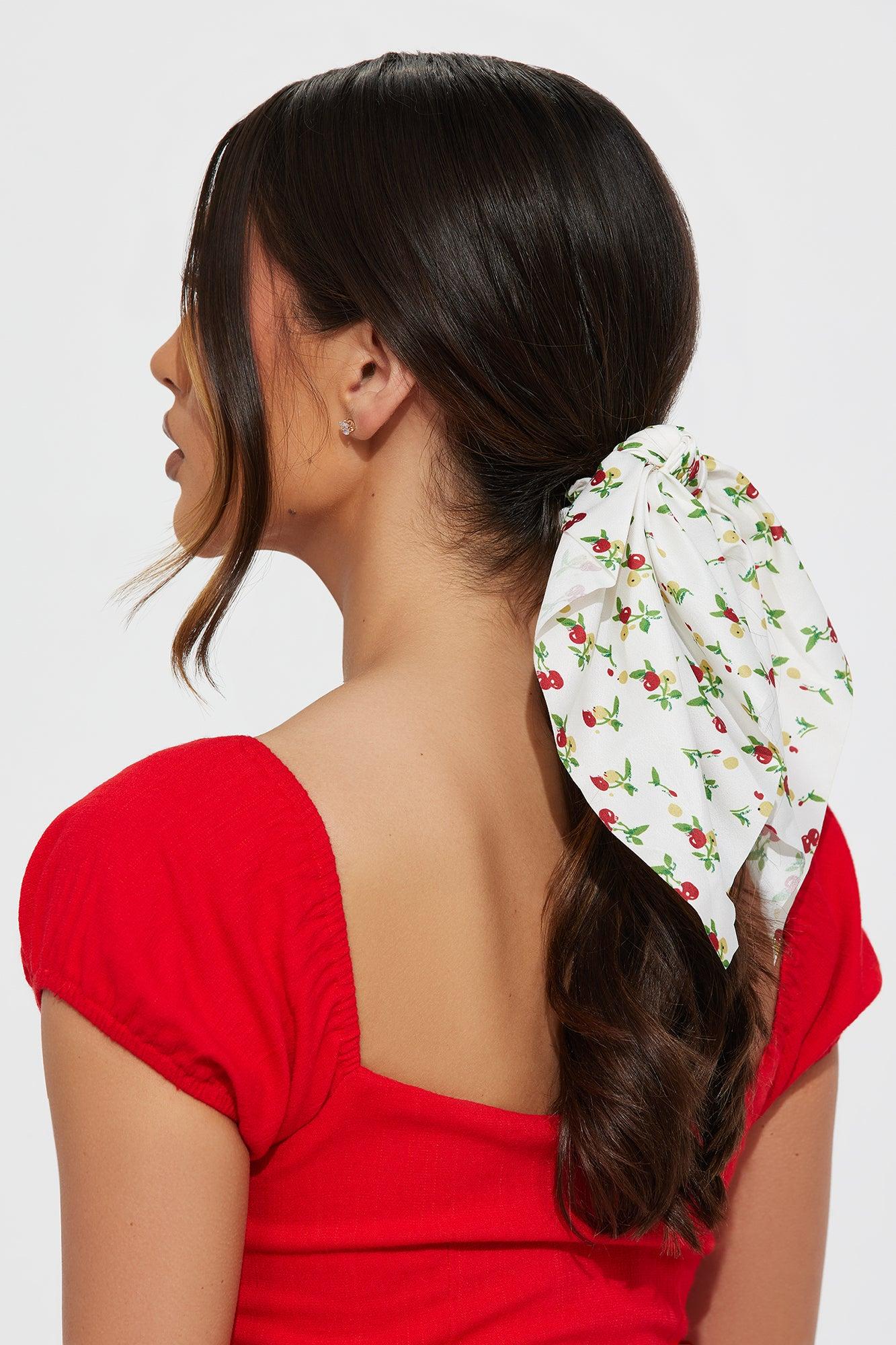 Flower Garden Scrunchie - White/combo Product Image