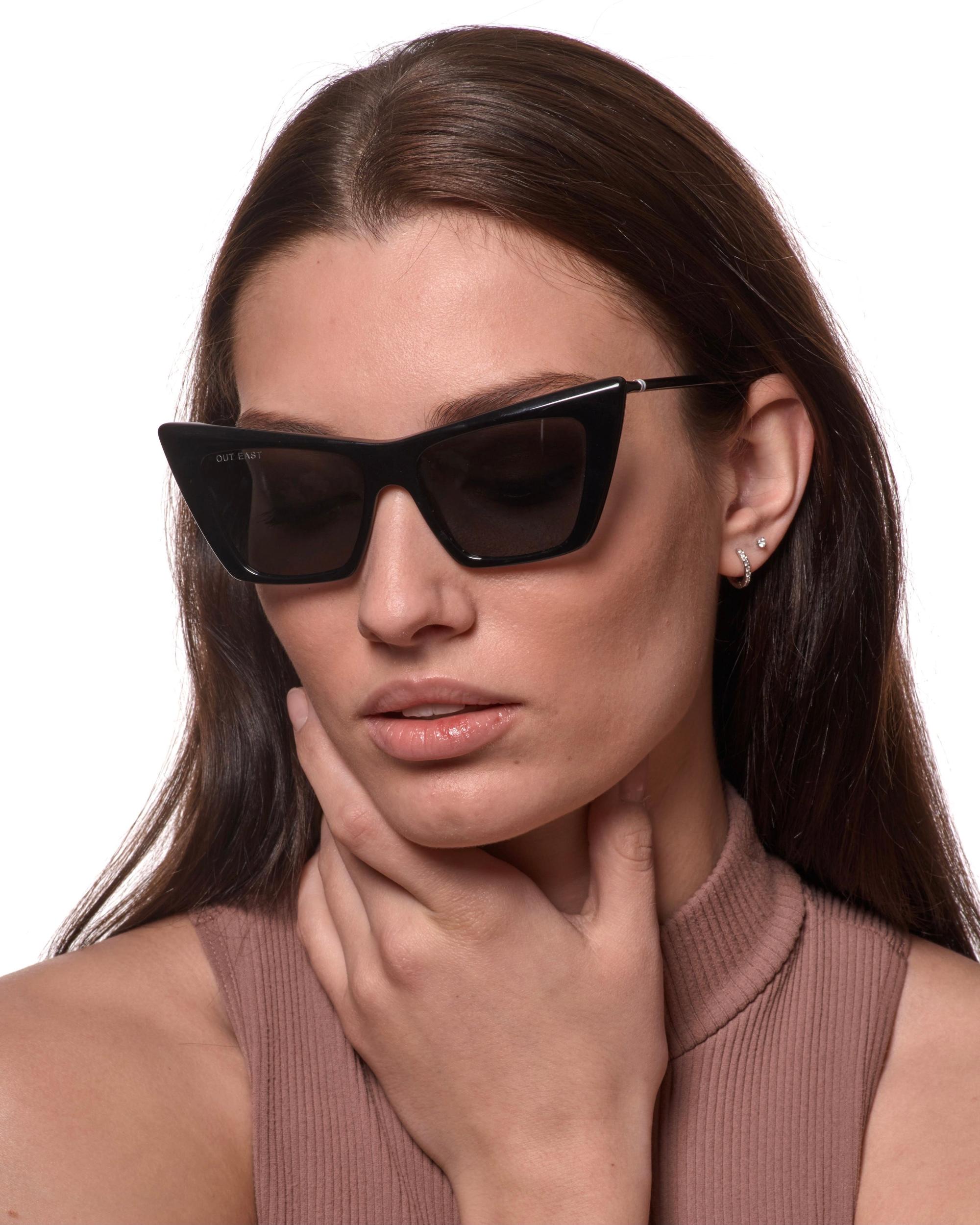 BAY SUNGLASSES Product Image