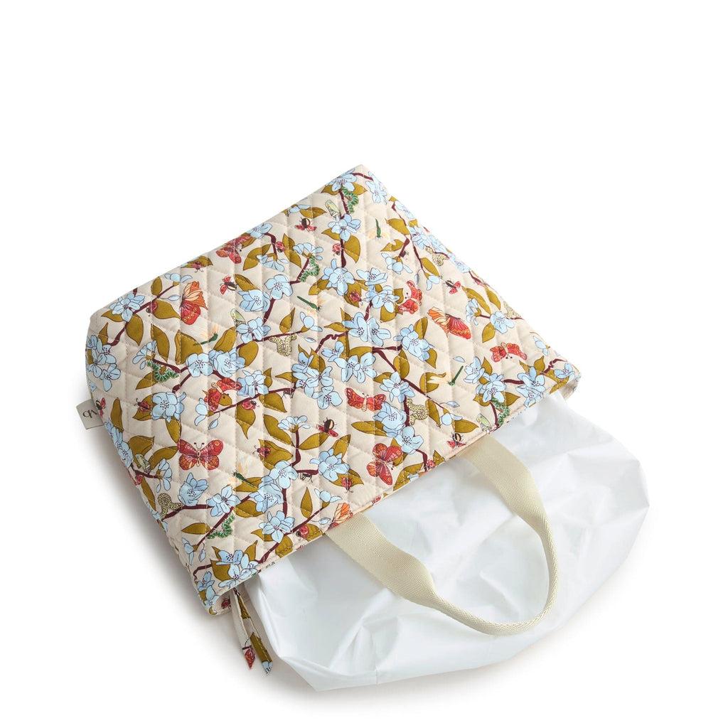 Outlet Essential Lunch Tote Product Image