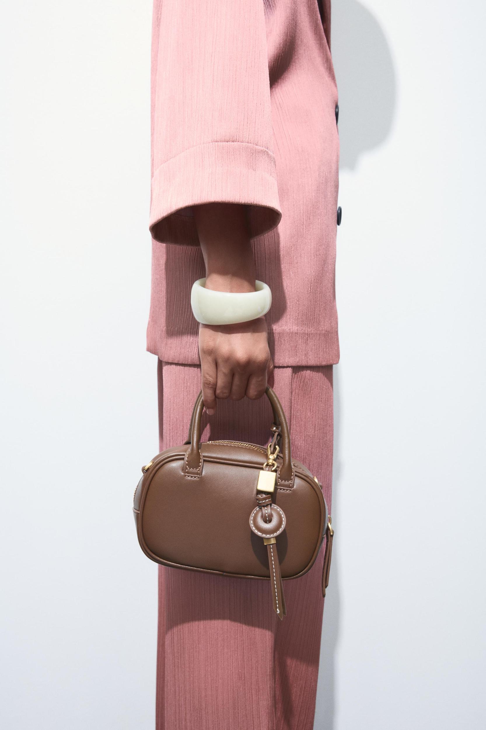 MINI TOPSTITCHED BAG Product Image