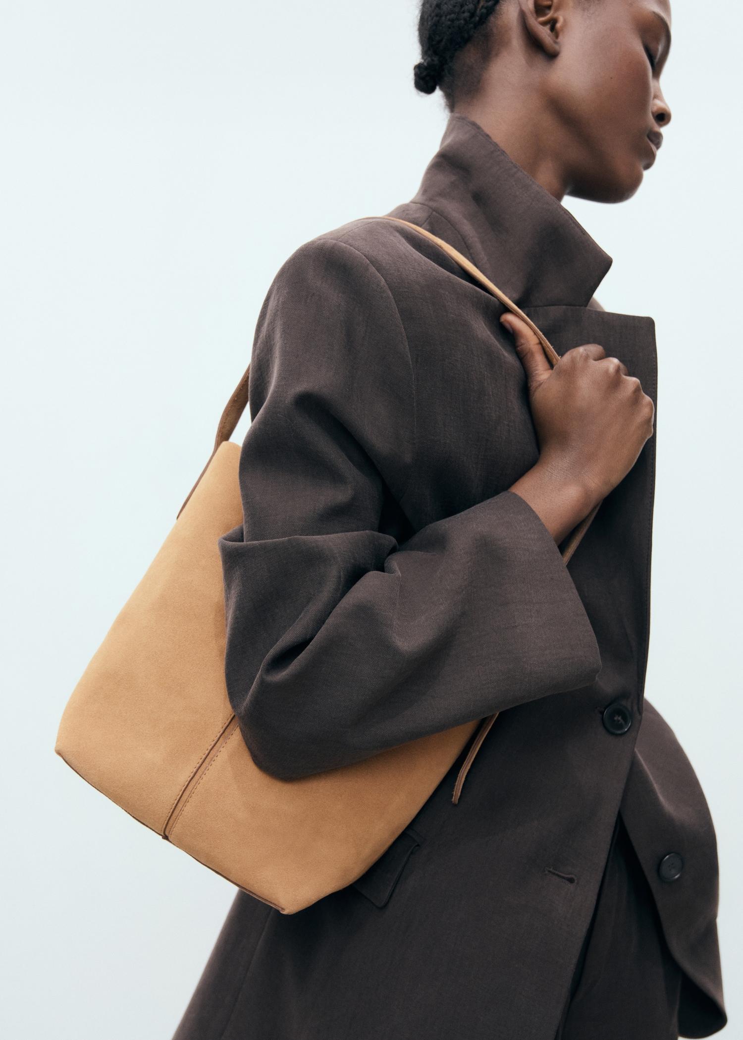 Leather bucket bag - Women | MANGO USA Product Image