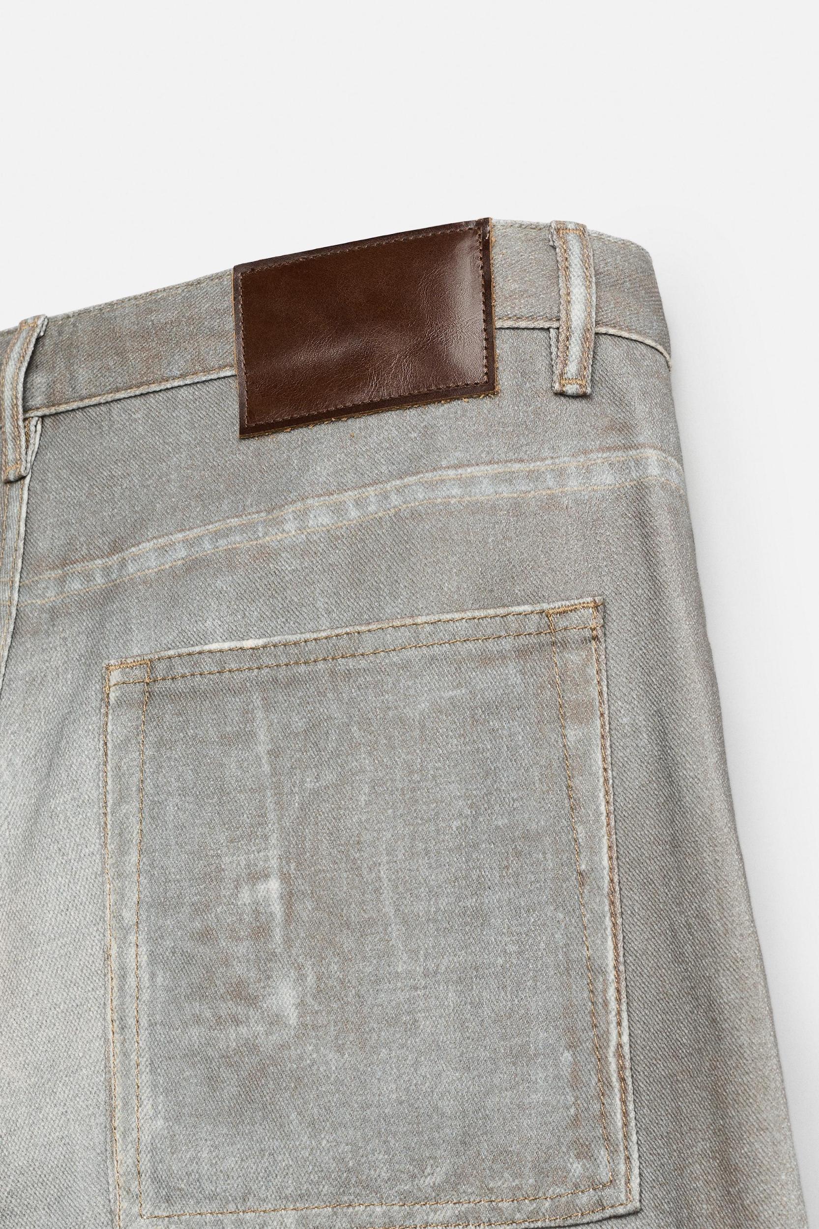 PRINTED BAGGY FIT JEANS Product Image