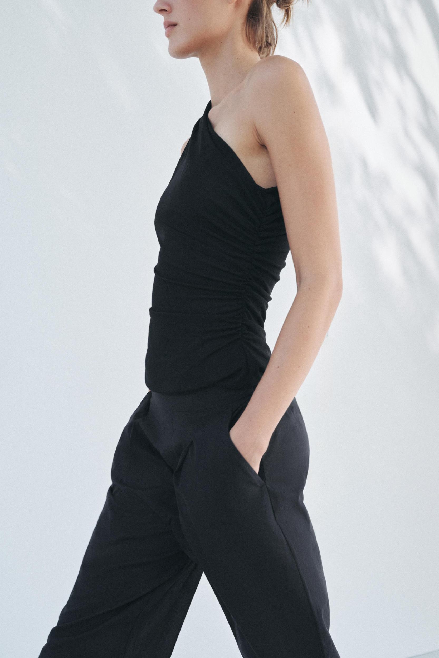 RUCHED ASYMMETRIC TOP Product Image