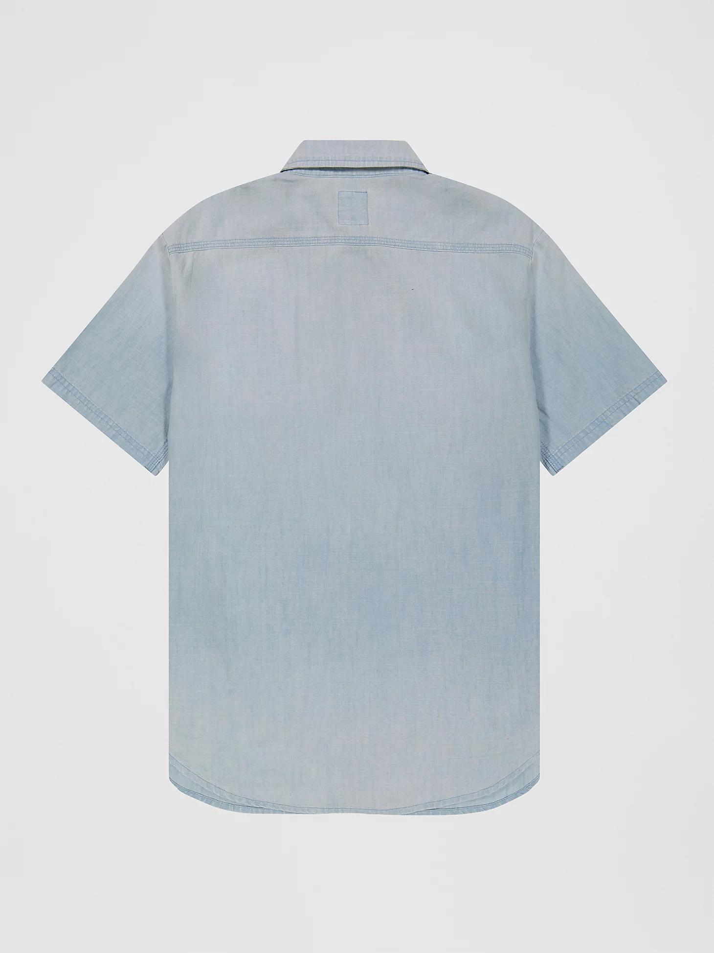 Women's Chambray Utility Button Down Shirt | Women's Tops & Tees | Lee® Product Image