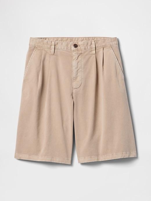 Pleated Khaki Shorts Product Image